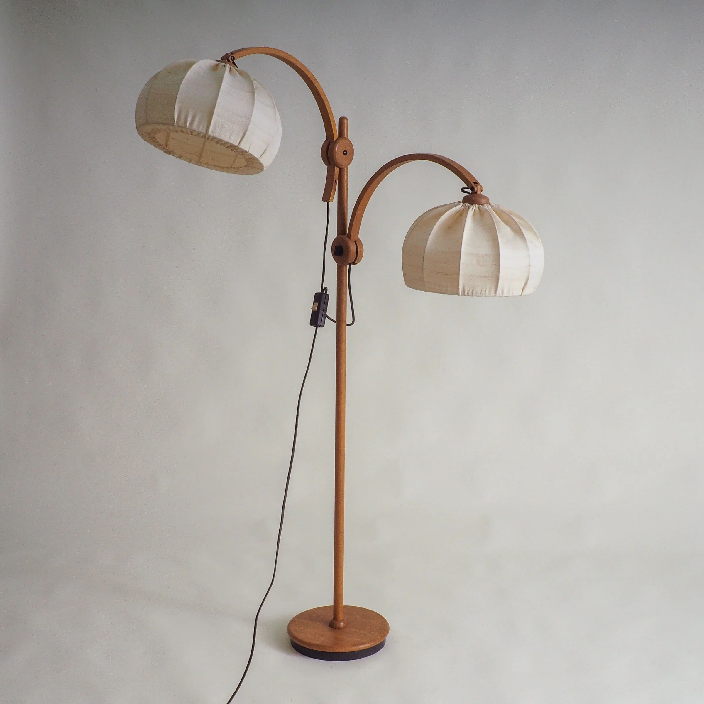 Teak floor lamp with 2 lampshades by Domus