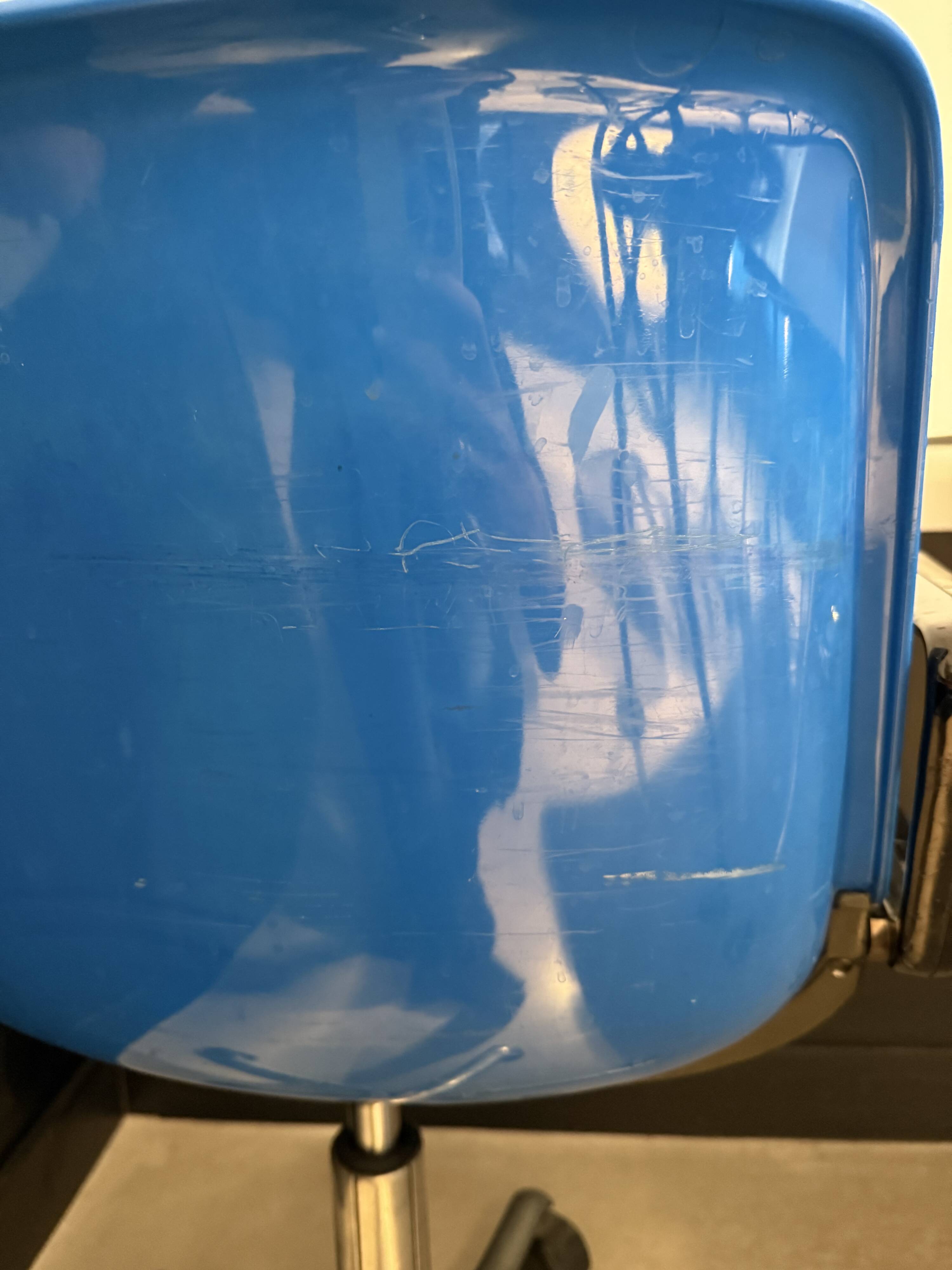 Modus chair Osvaldo Tecno