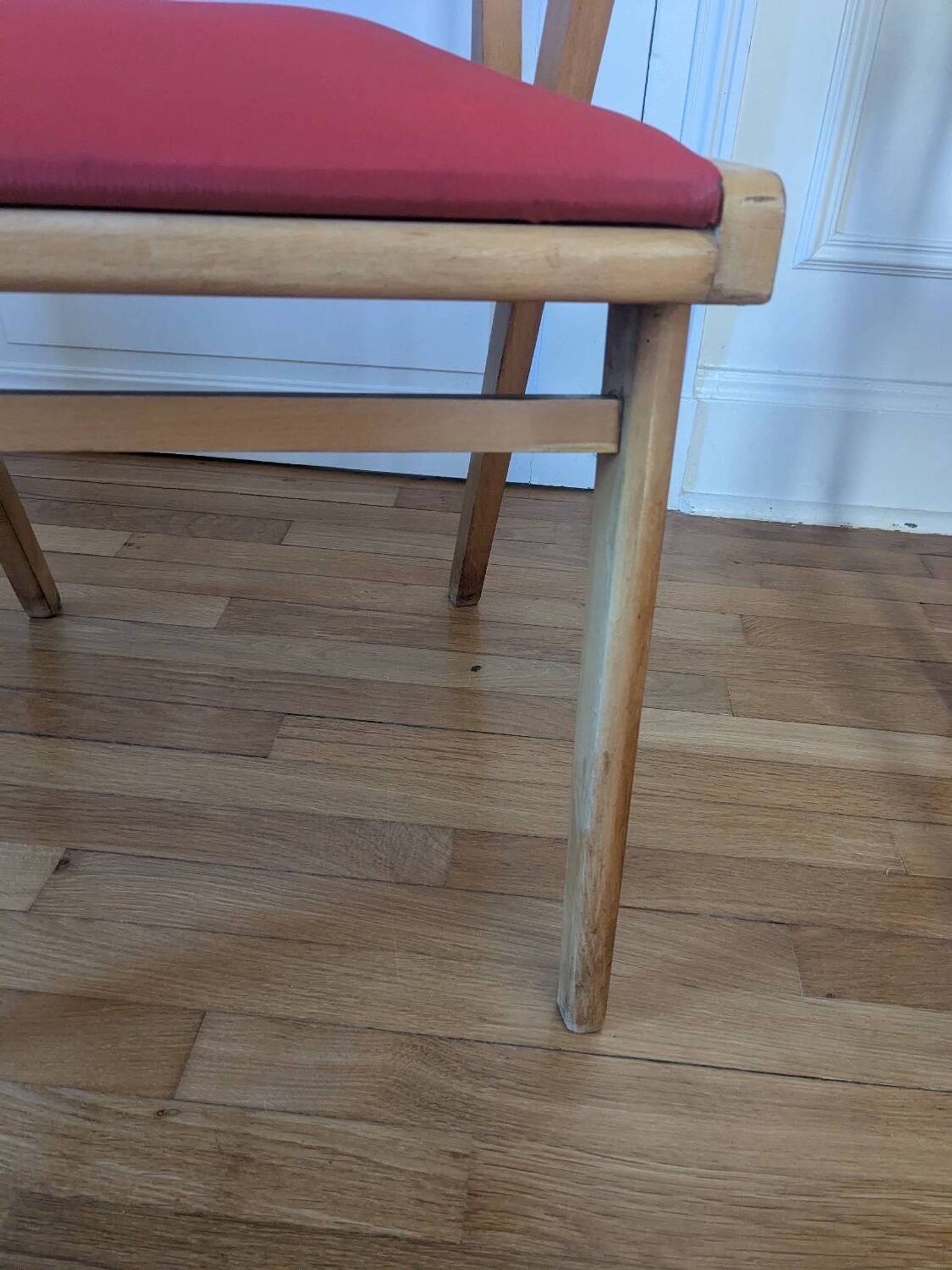 Paire de fauteuils années 60
