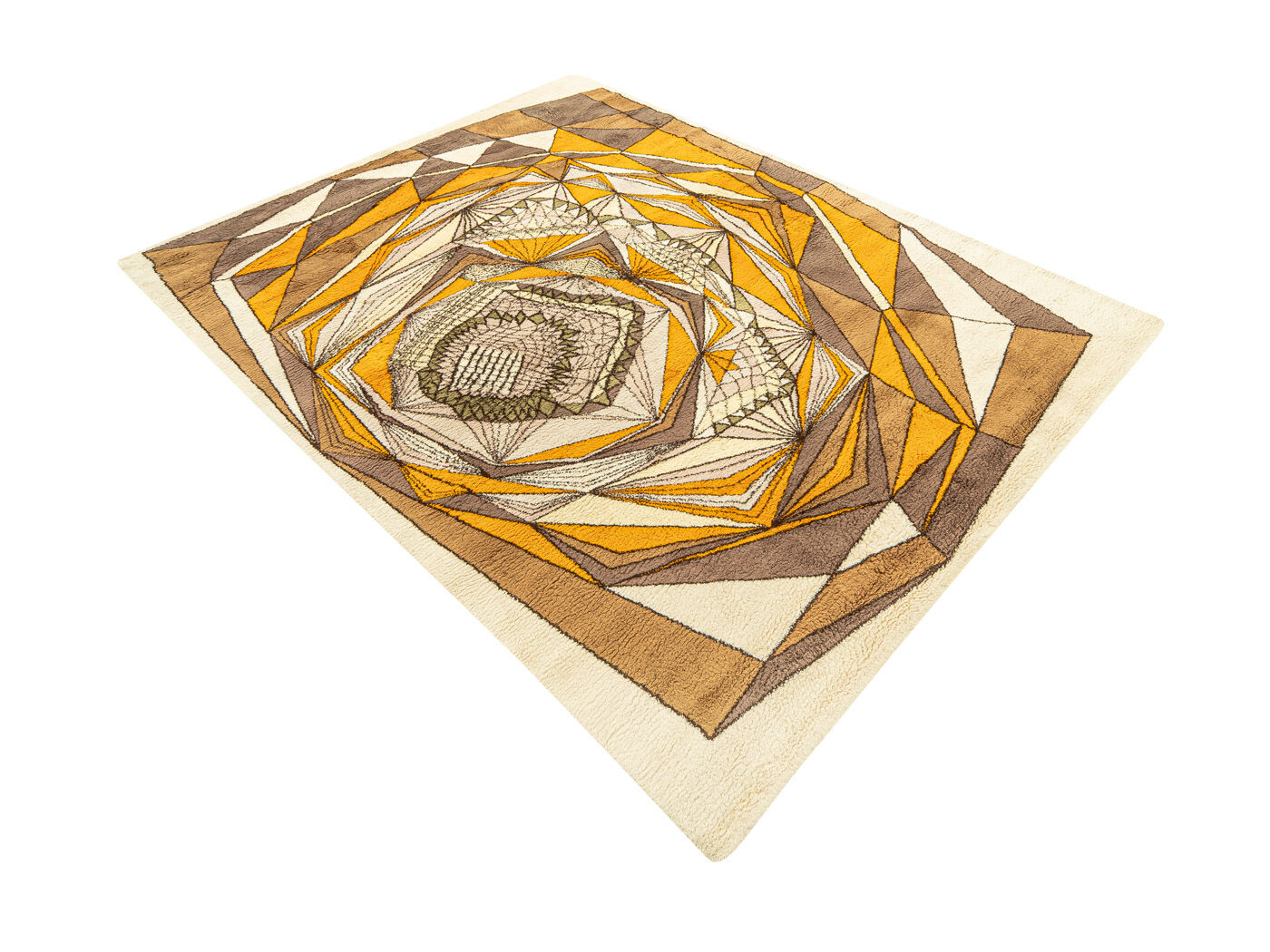 1970s carpet  340x252cm