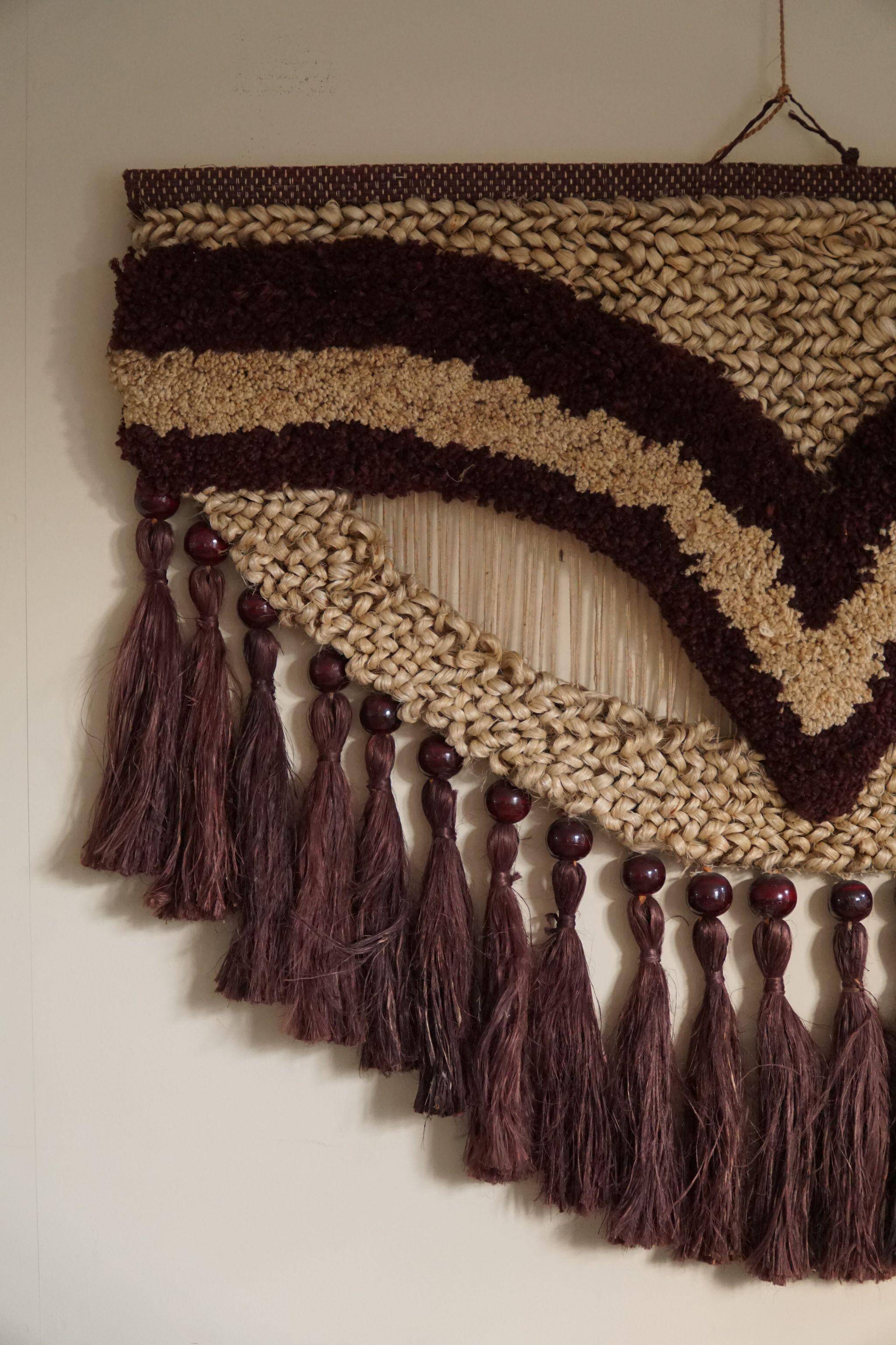 Handmade vintage bohemian jute rug, made in India, late 20th century.