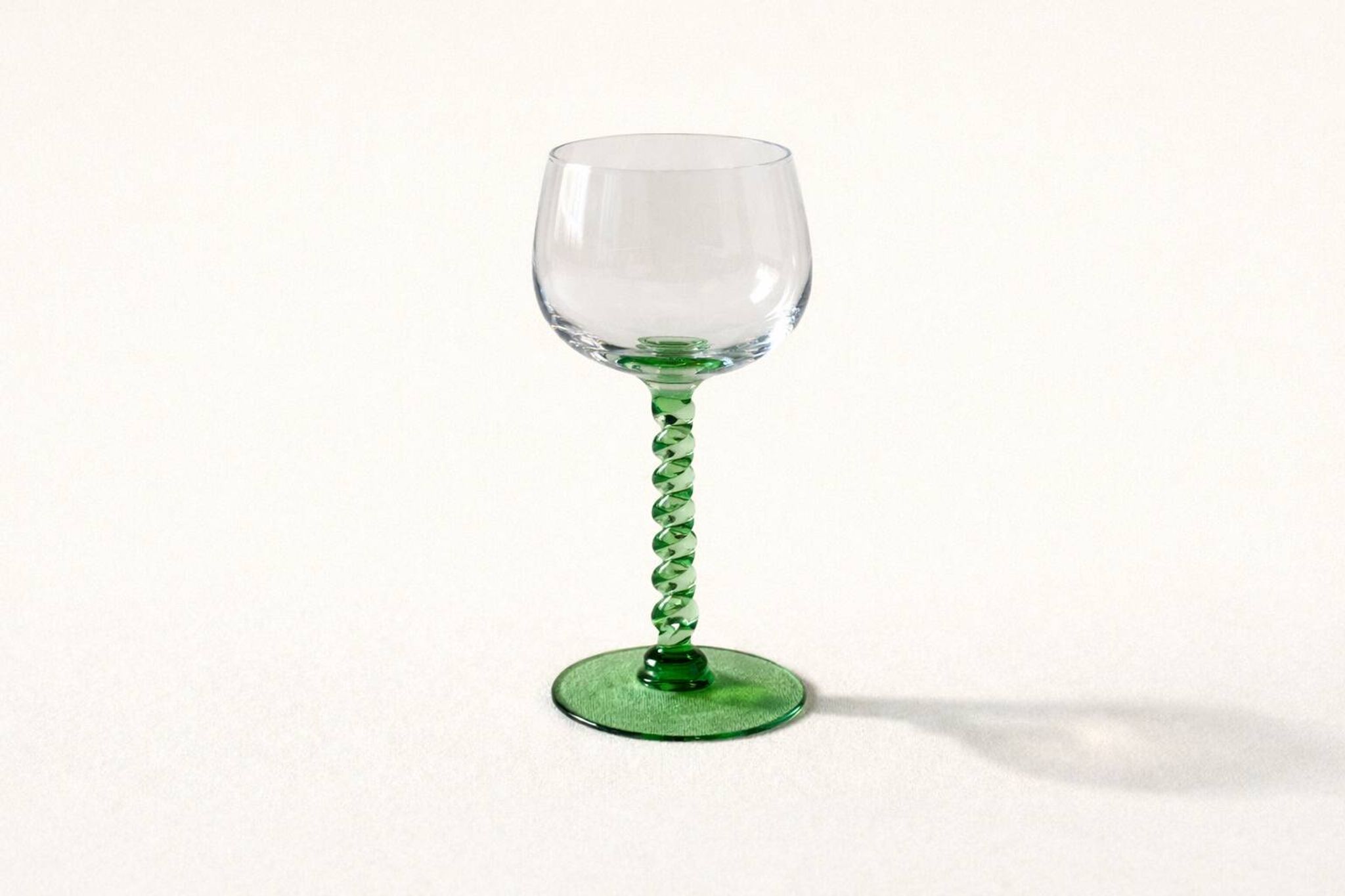 Verres à vin blanc alsacien pied torsadé