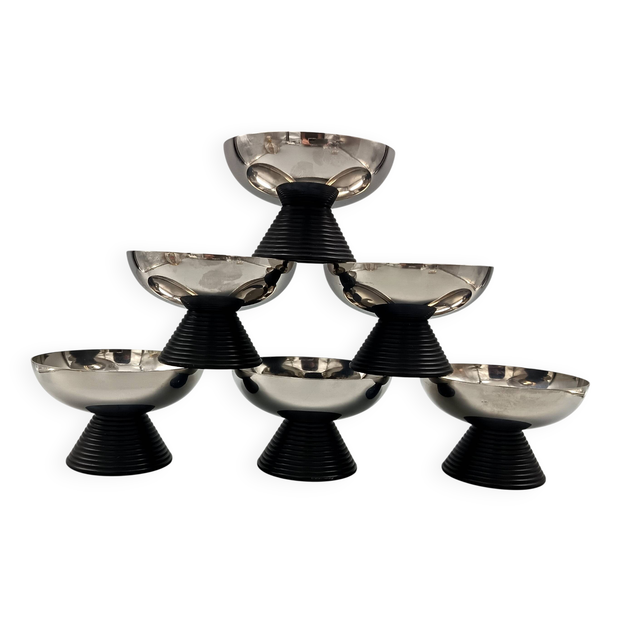 6 coupes à glaces en métal chromé et pieds en plastique noir, design 1970