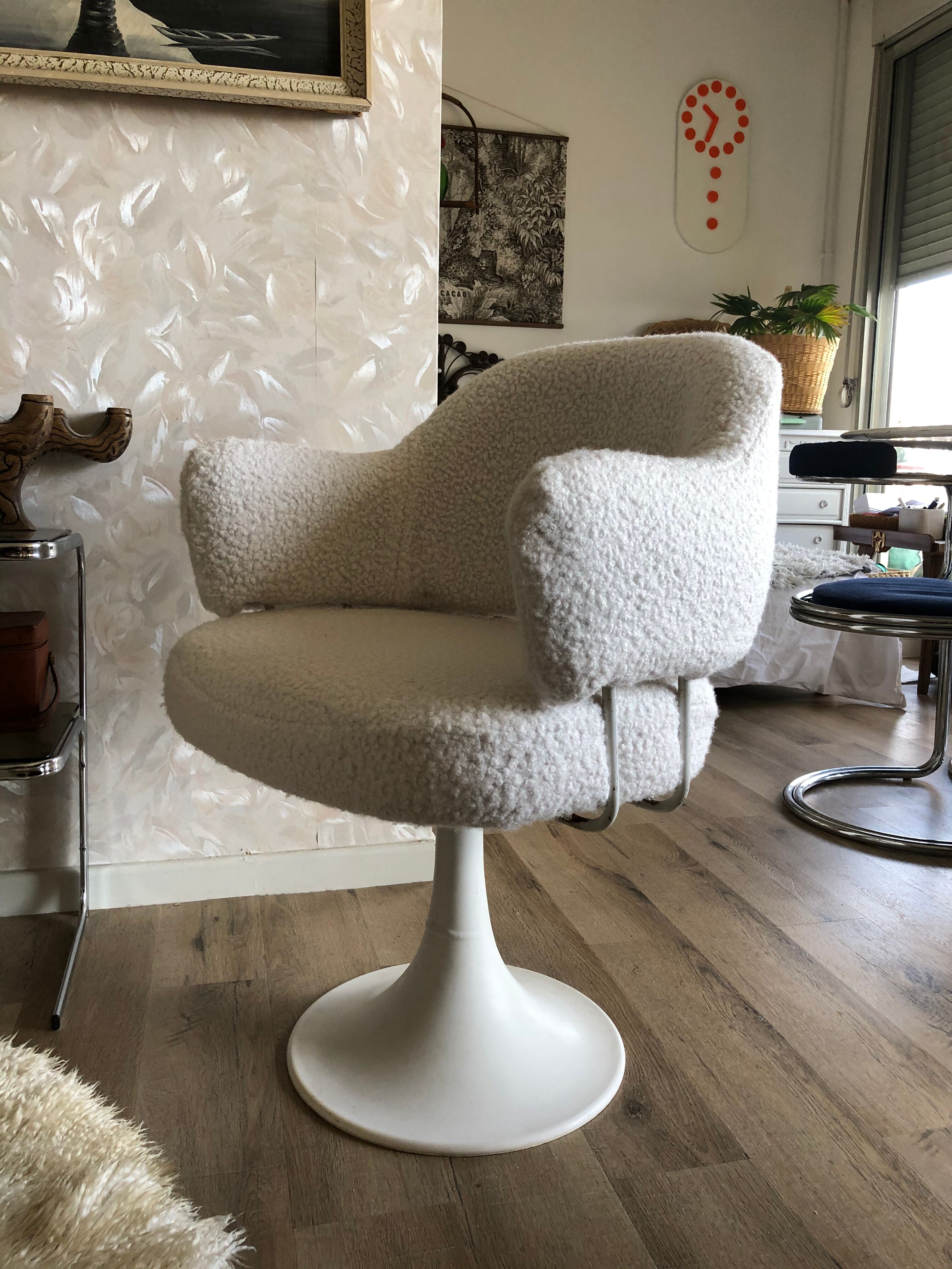 Chair 1970s tulip foot