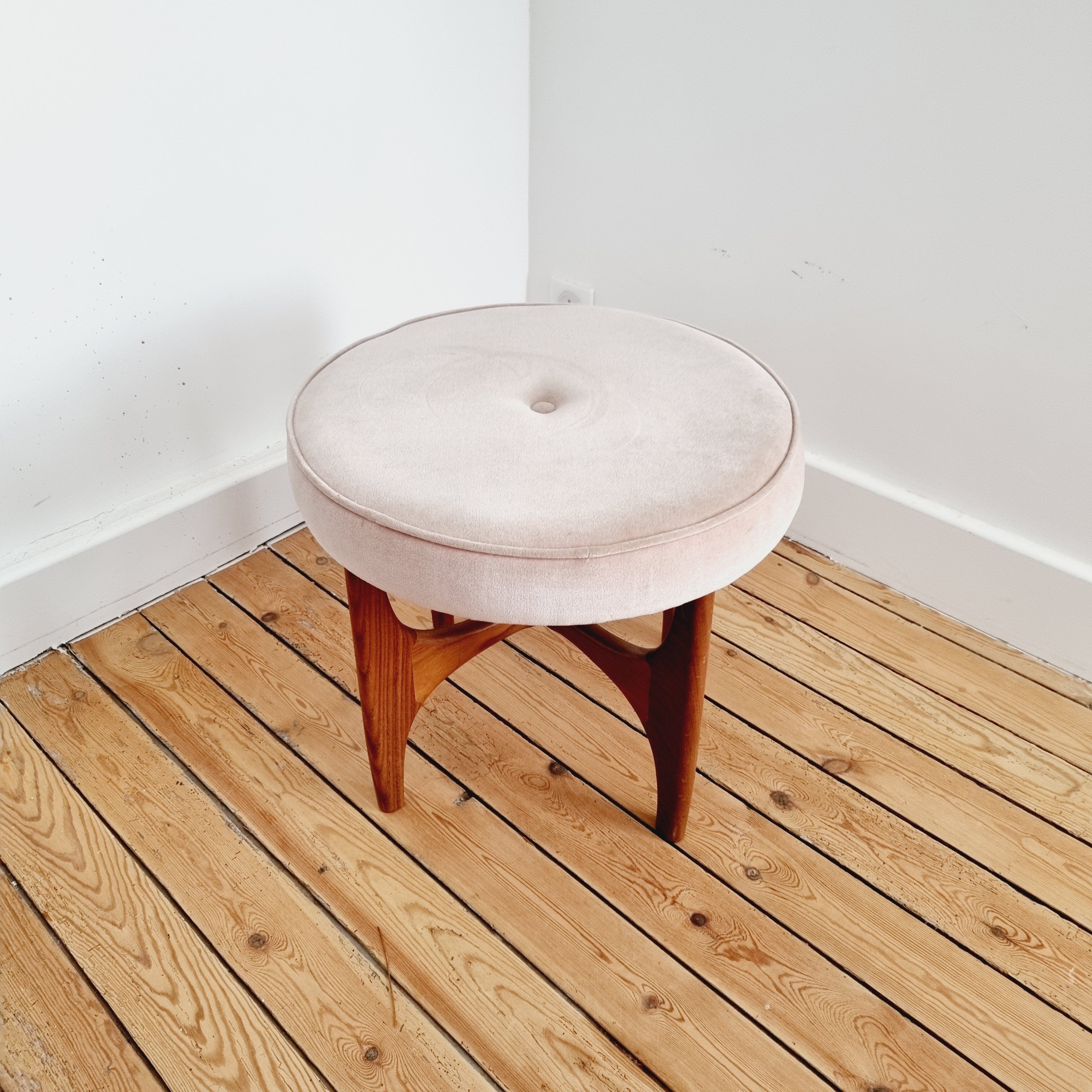 English teak pouf