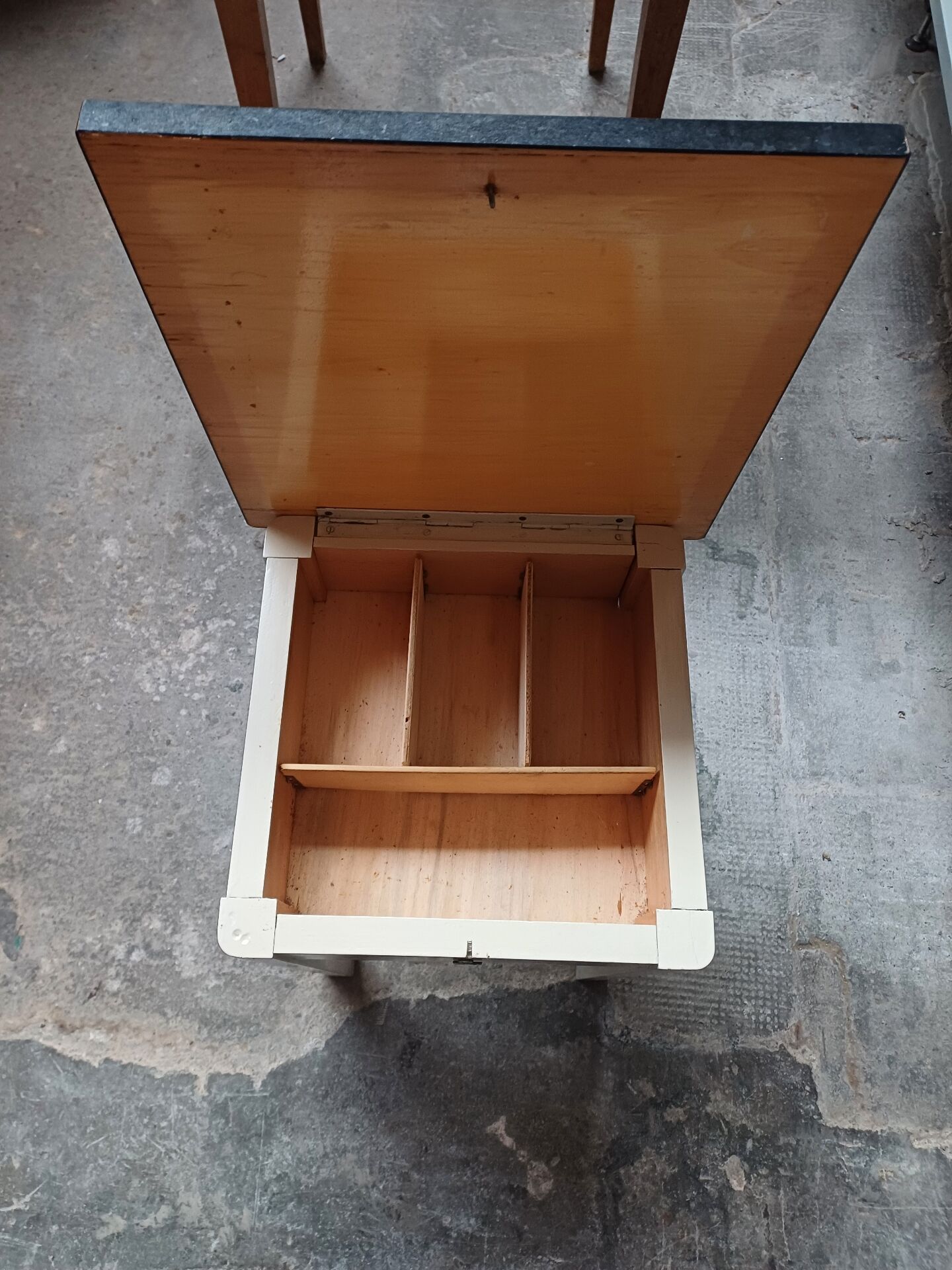 Formica table with tapered wooden legs + stool