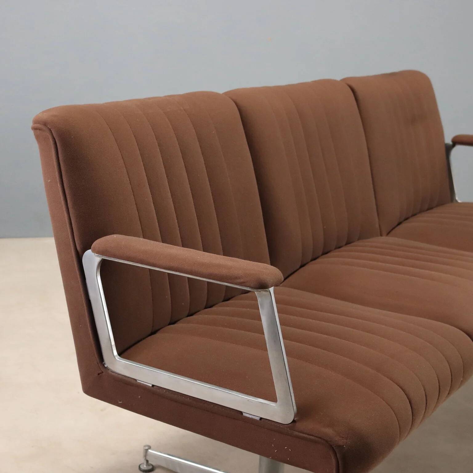 Vintage 3-seater sofa
