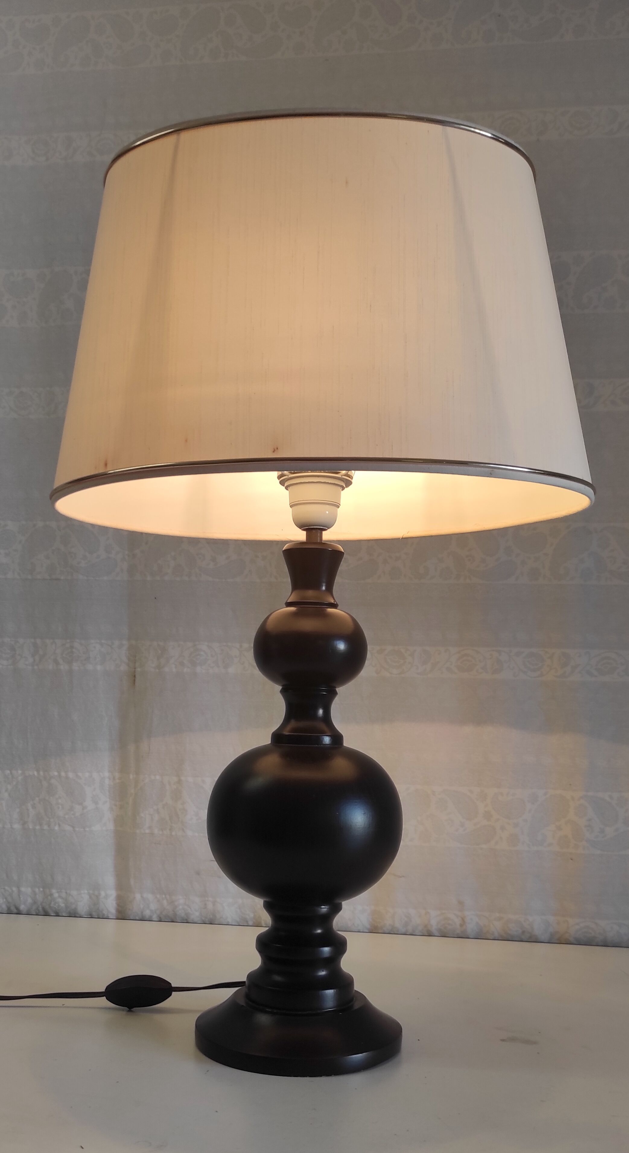 Turned wooden table lamp – 80s