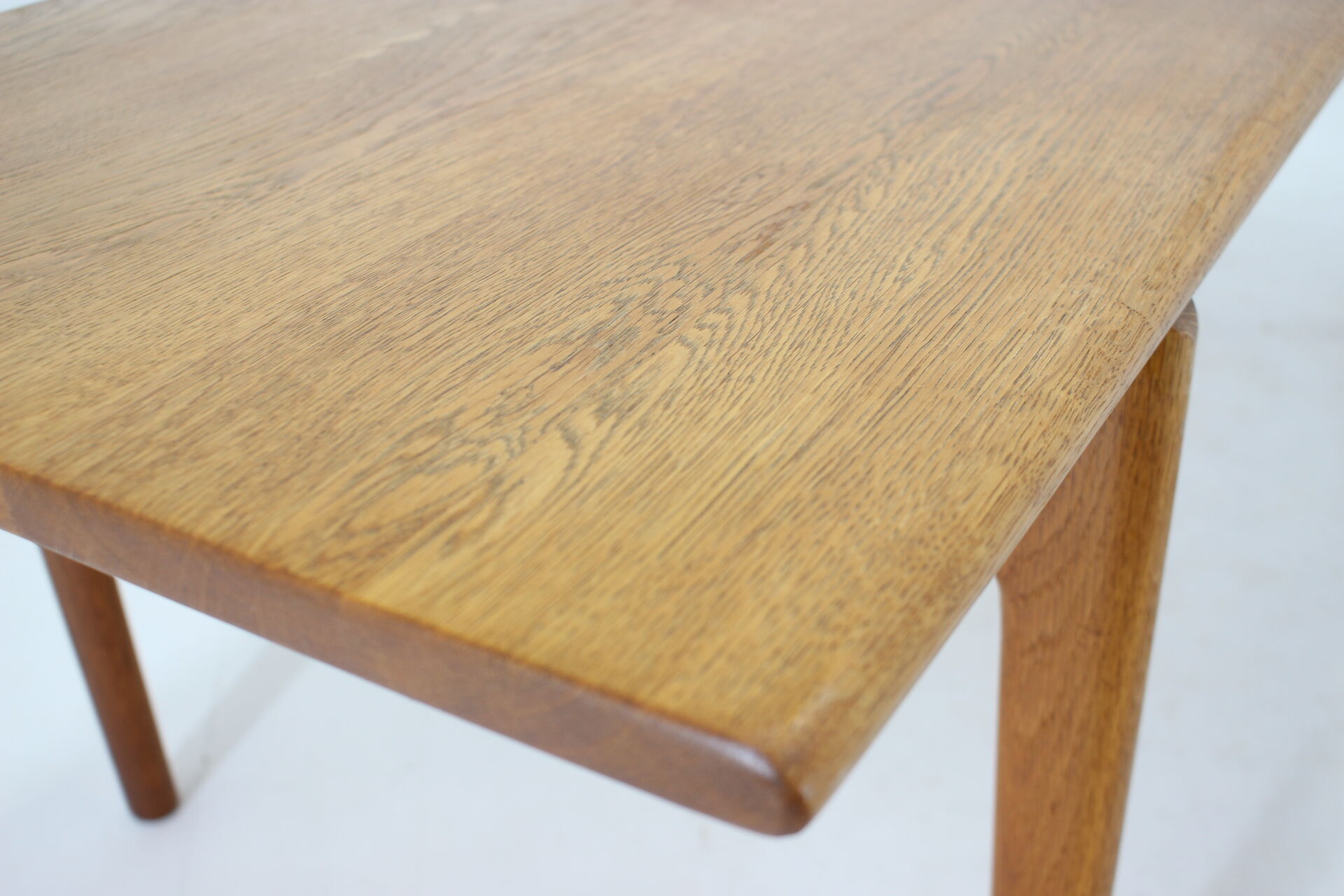 1960s Hans J Wegner Solid Oak Coffee Table 'AT-15' for Andreas Tuck, Denmark