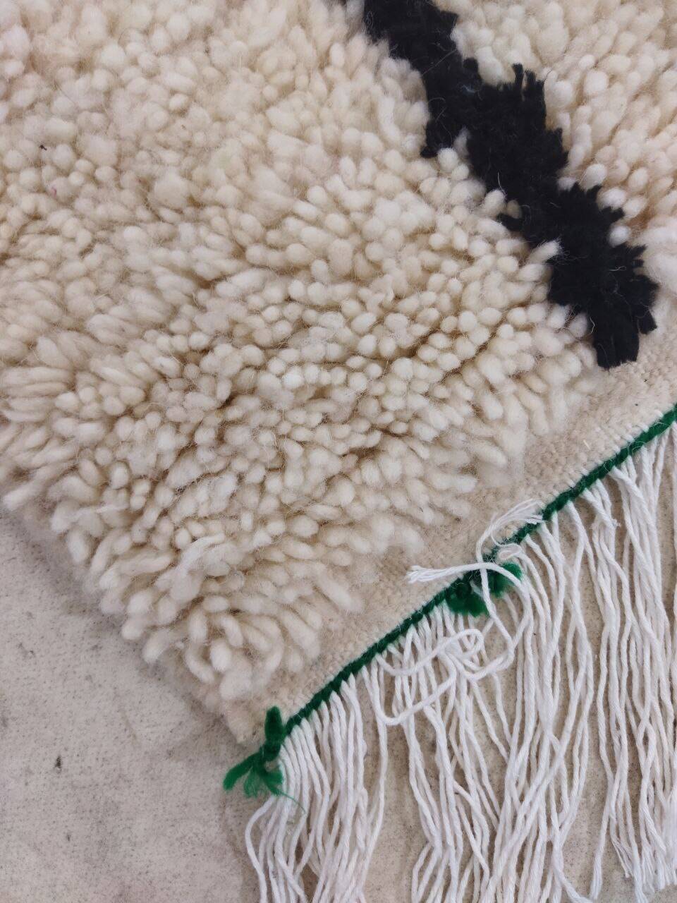 Handmade wool Berber rug 260x148cm