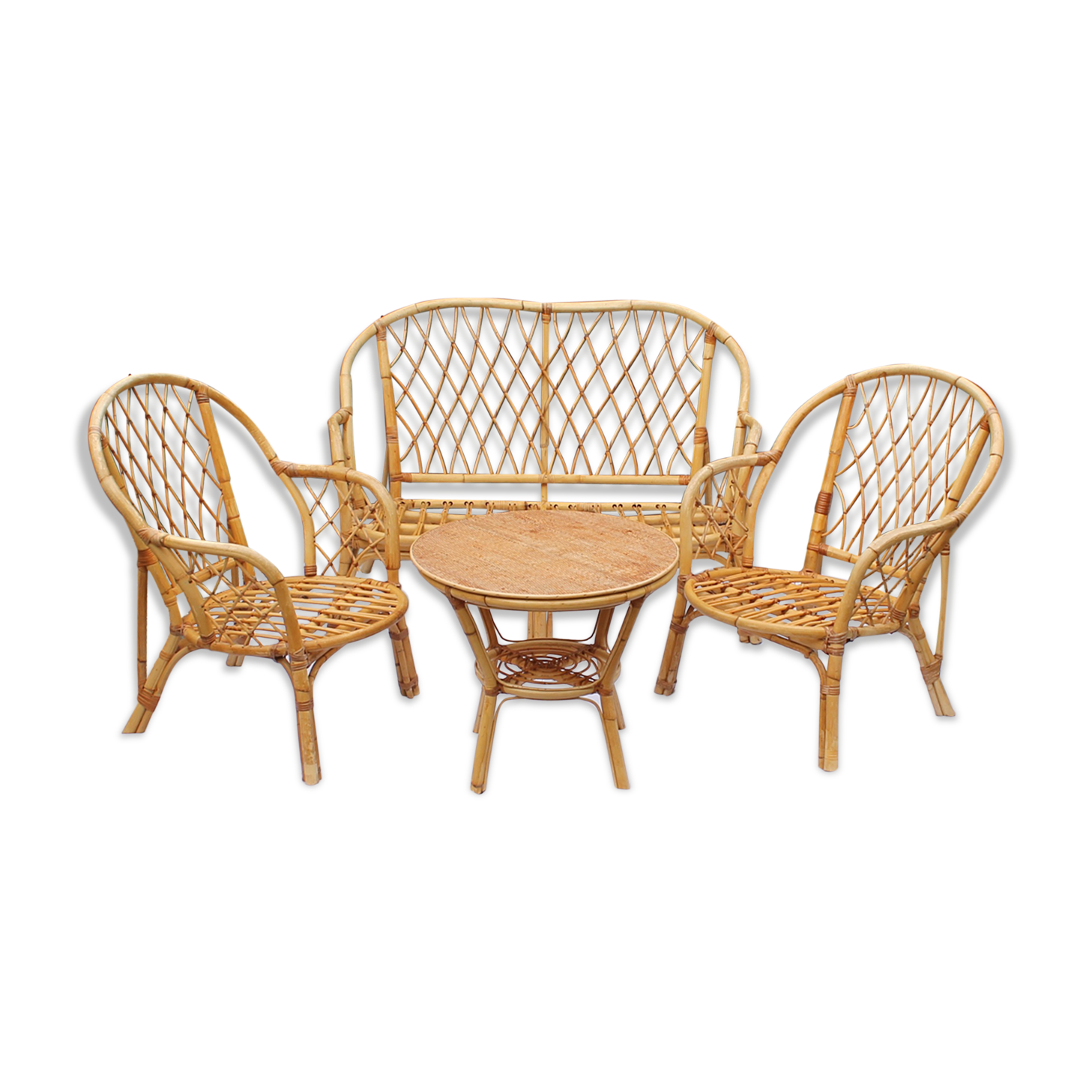 Lounge in rattan and bamboo