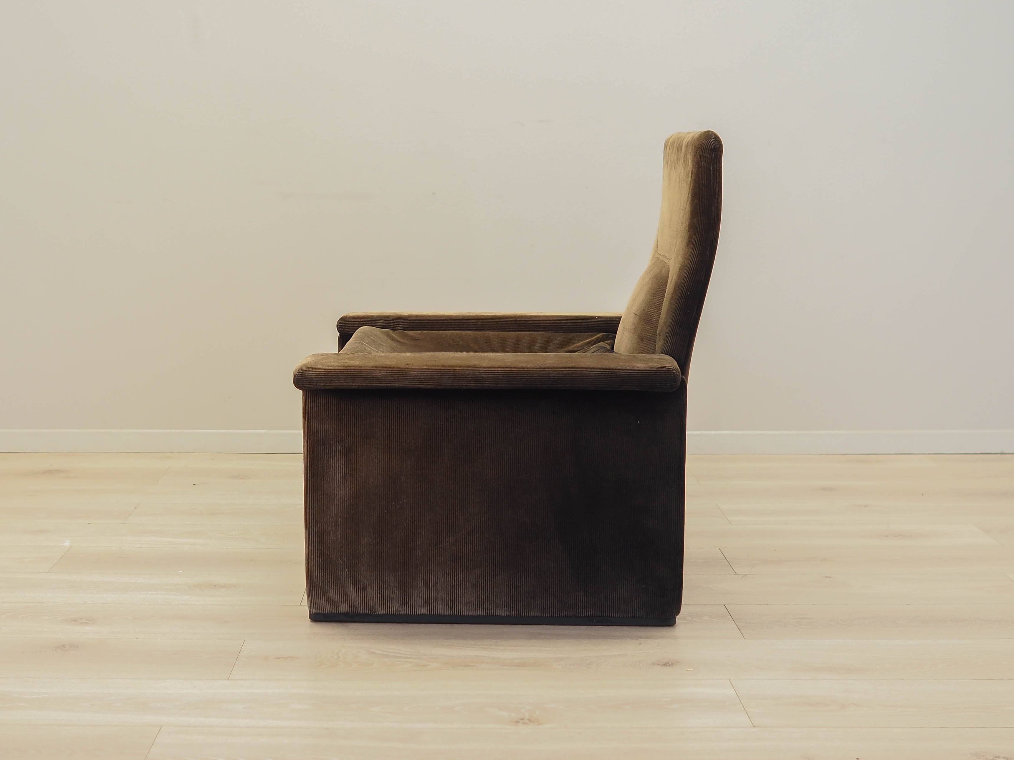 Corduroy armchair, Italian design, 1970s, production: Italy