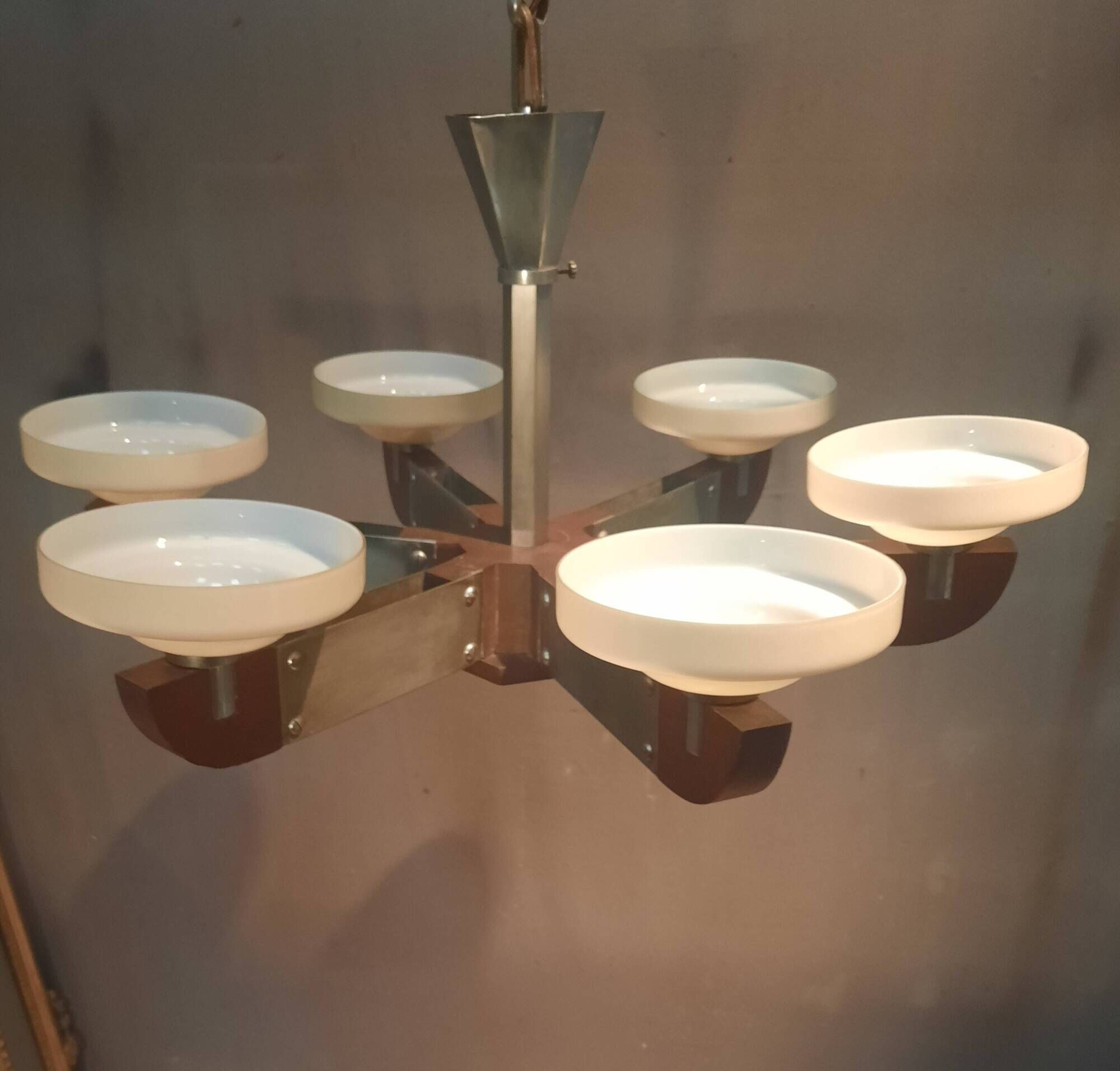 Mid-twentieth century modernist lustre