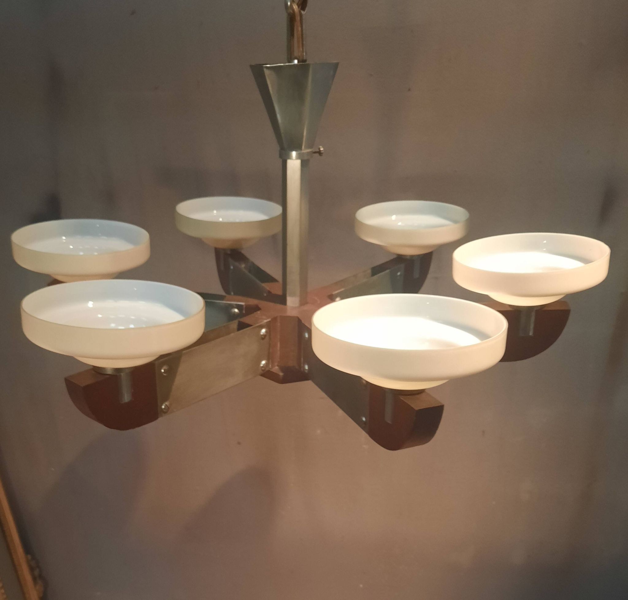 Mid-twentieth century modernist lustre