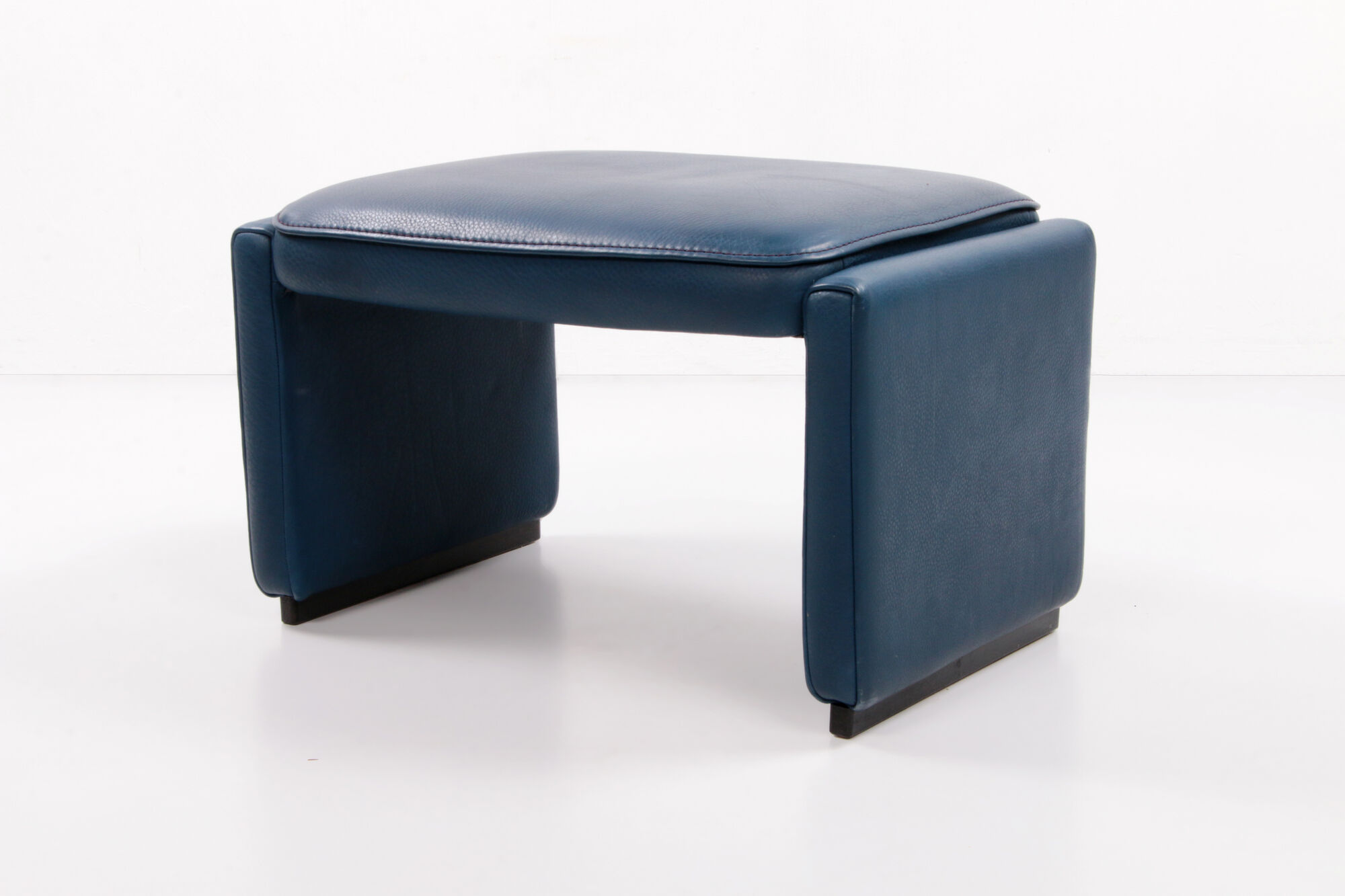 De Sede DS 50 Relax armchair with Hocker leather Petrol colour, 1980 Switzerland