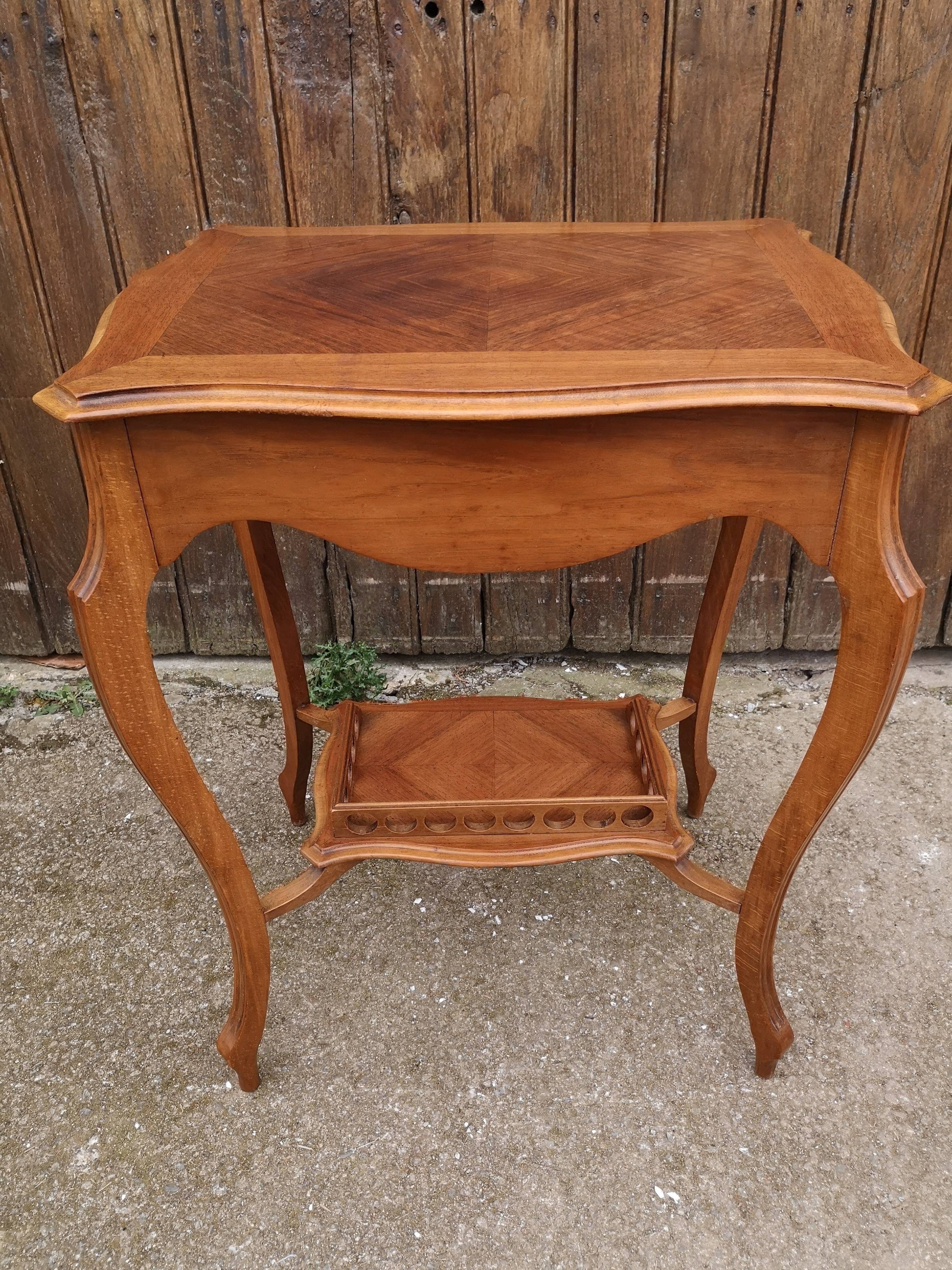 Charming small hairdresser 1900