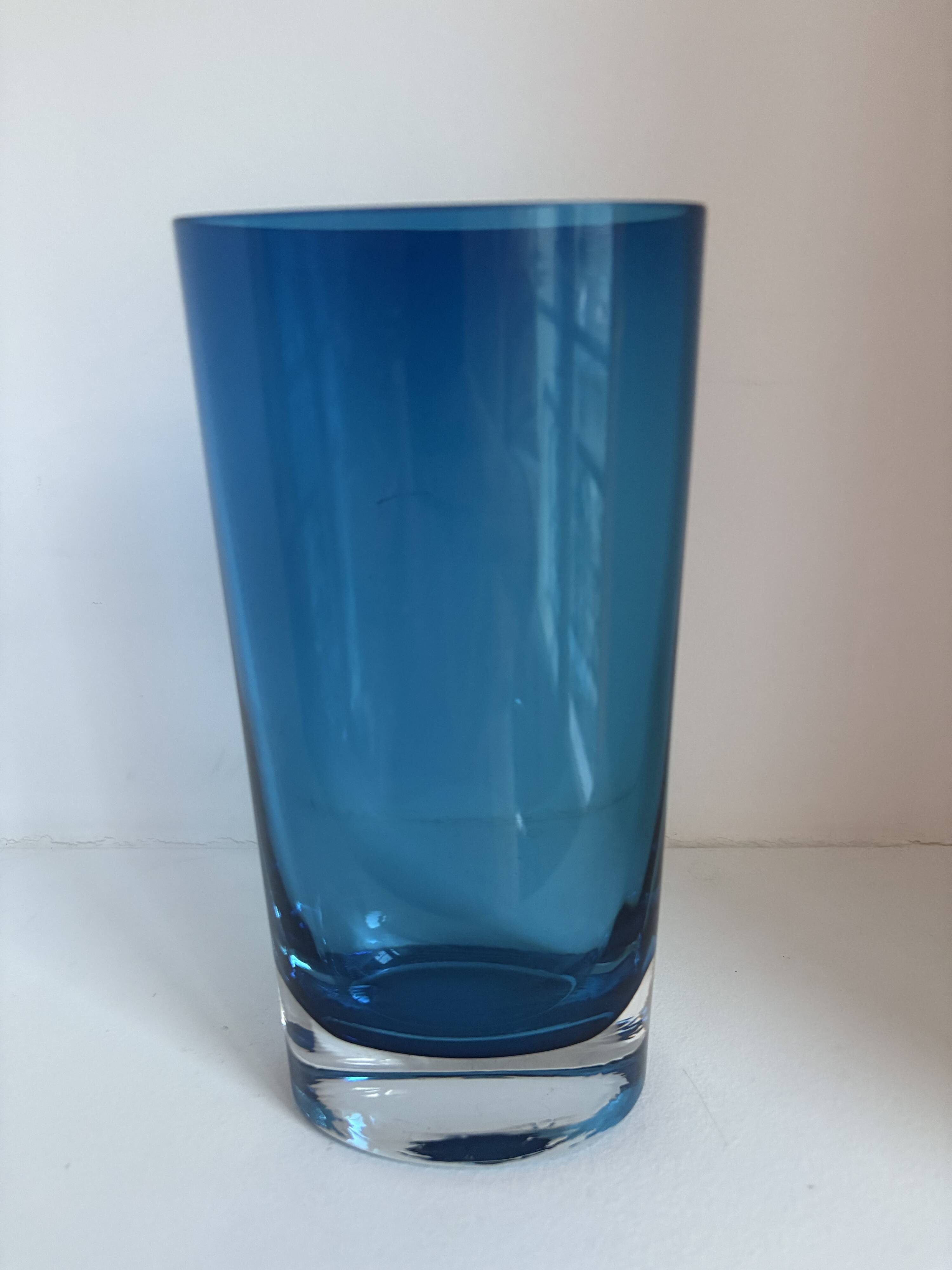 Set of 12 decorative items