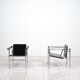 Fauteuil « lc1 » de charlotte perriand pour le corbusier, édités par cassina
