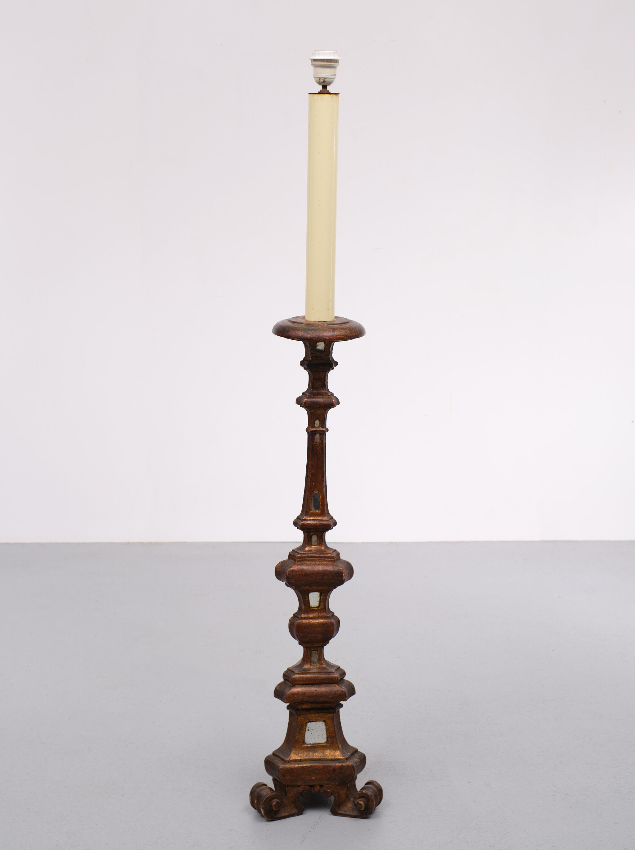 Italian gilded wood rococo floor lamp 1950s