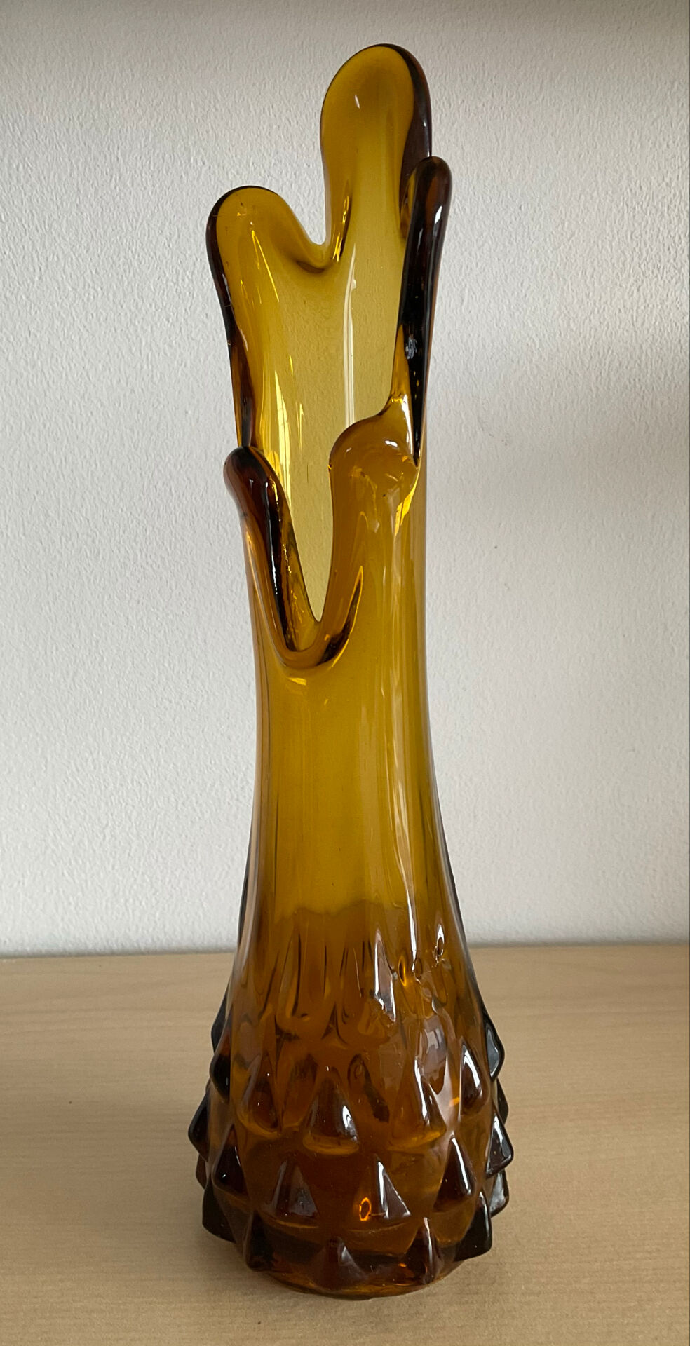 Vintage "Swung vase" in amber glass