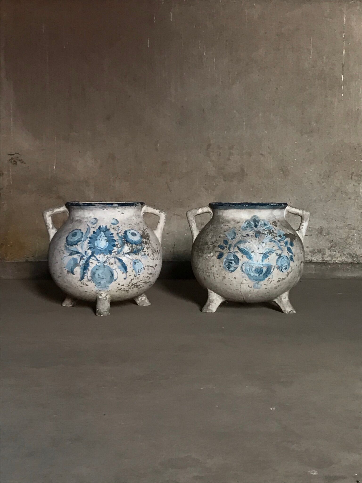 Pair of fiber cement cauldrons from the 60s and 70s