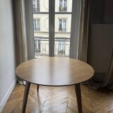 GUBI - Round dining table in walnut