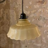 Opaline suspension