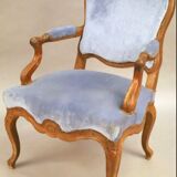 Regency period, 18th century. Armchair with a flat back.