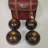 Lawn bowls game