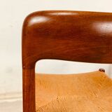 Moller 75 chairs