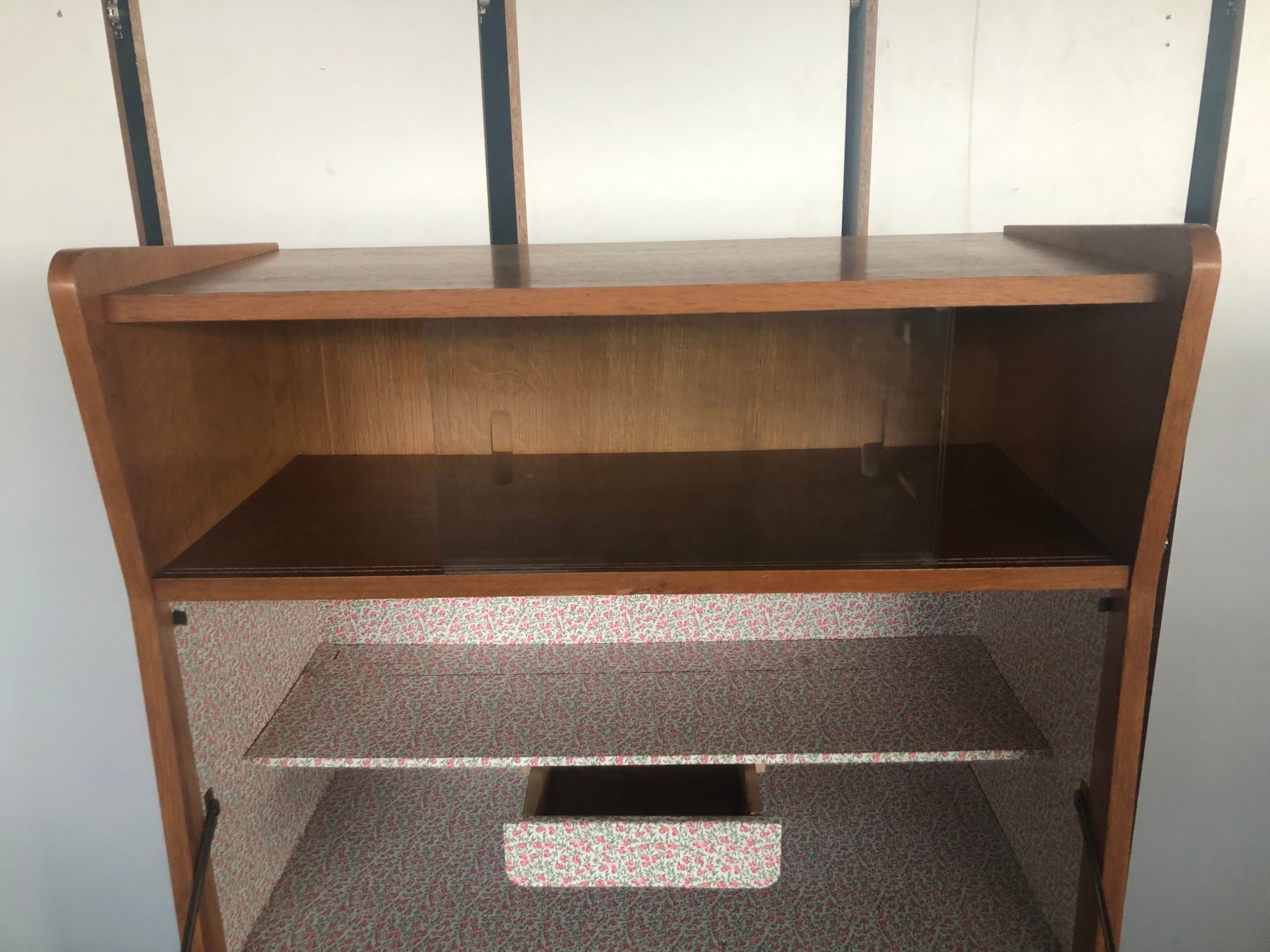 Secretary of the 70s feet compass