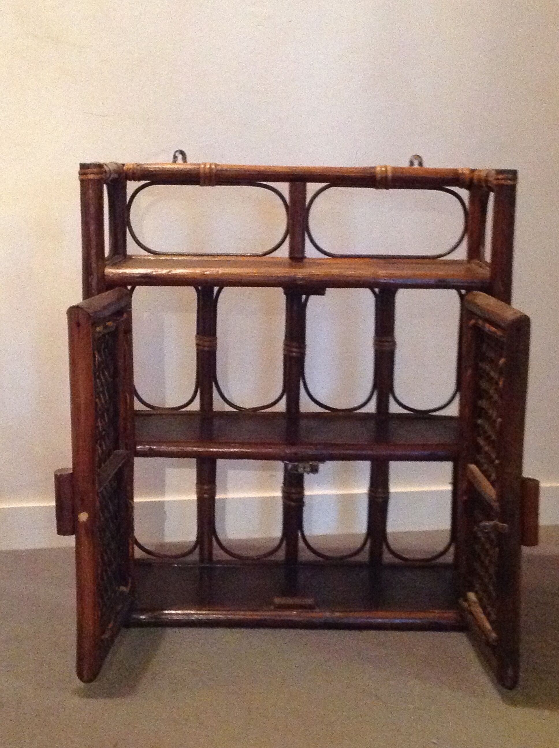 Medicine Cabinet rattan 2 doors canees vintage