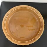 Barbotine pear tart dish