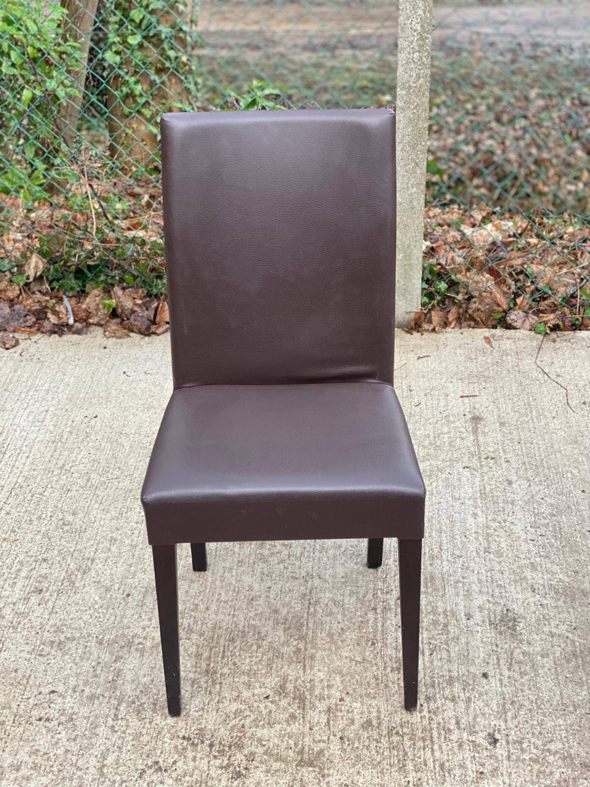 2 Italian Vega chairs in brown leather with high back