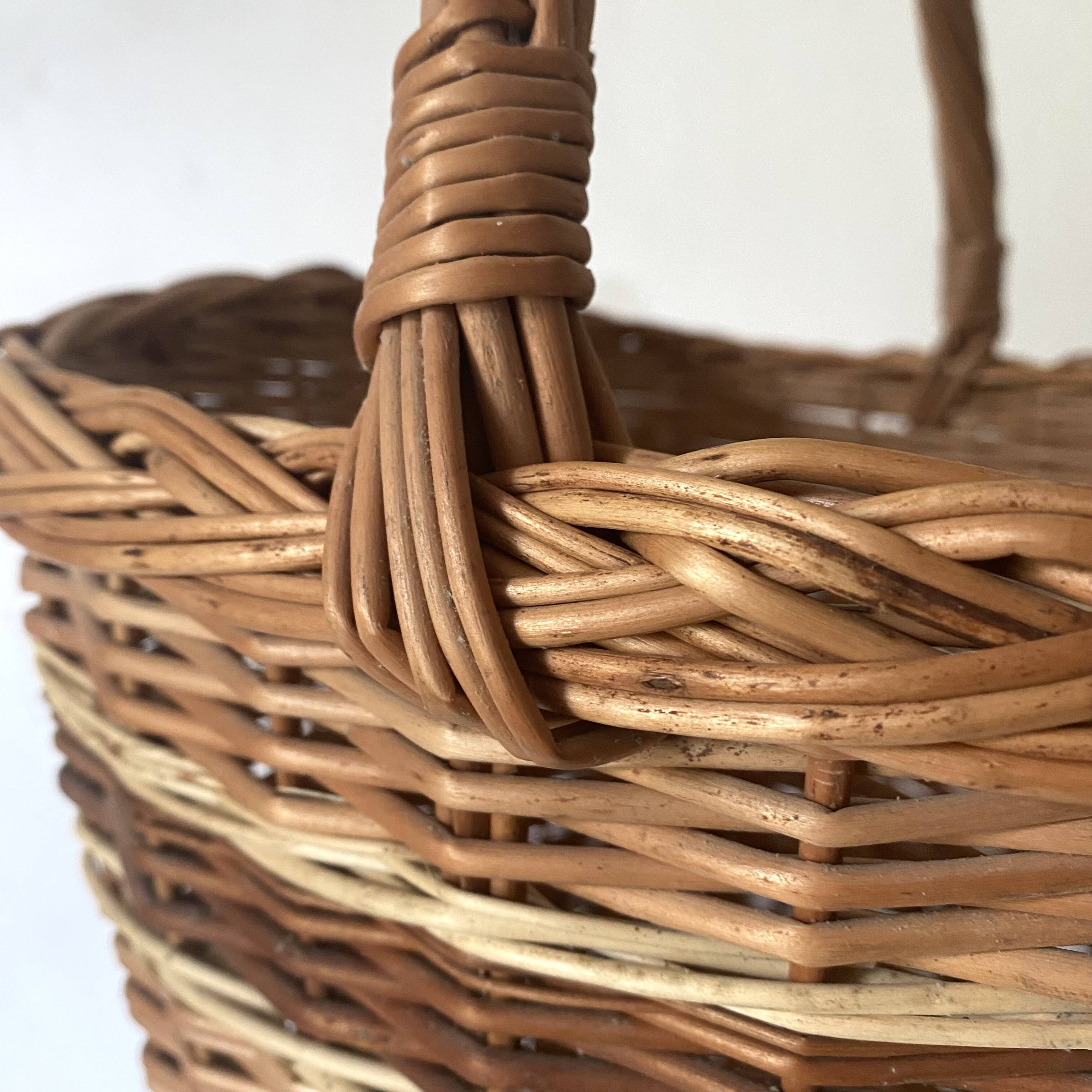 Two-tone woven wicker basket