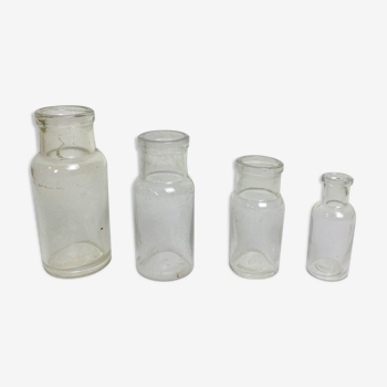 Set of 4 apothecary bottles