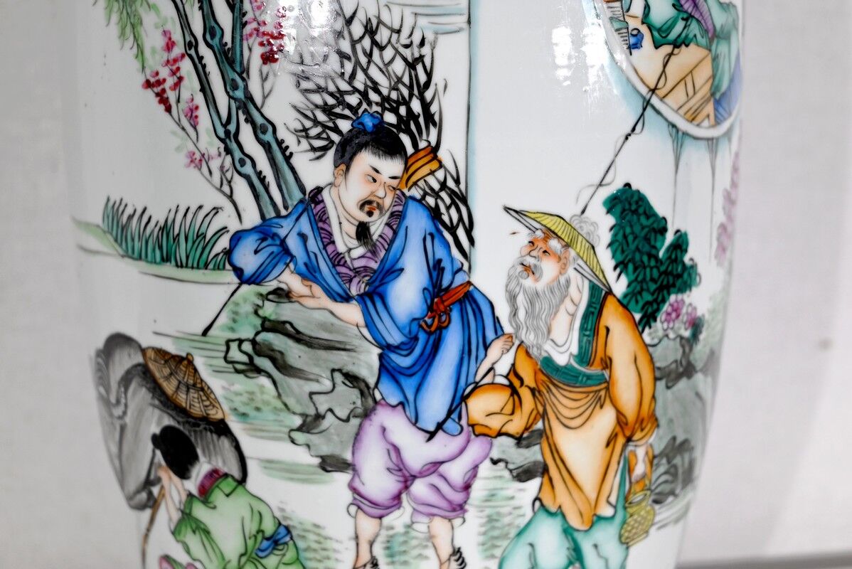 Chinese porcelain vase – xxth