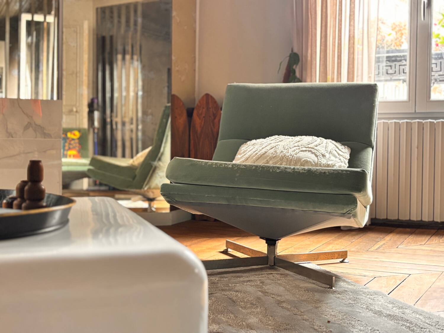Vintage 1970s Living Room Set – Velvet Sofa & Swivel Armchairs