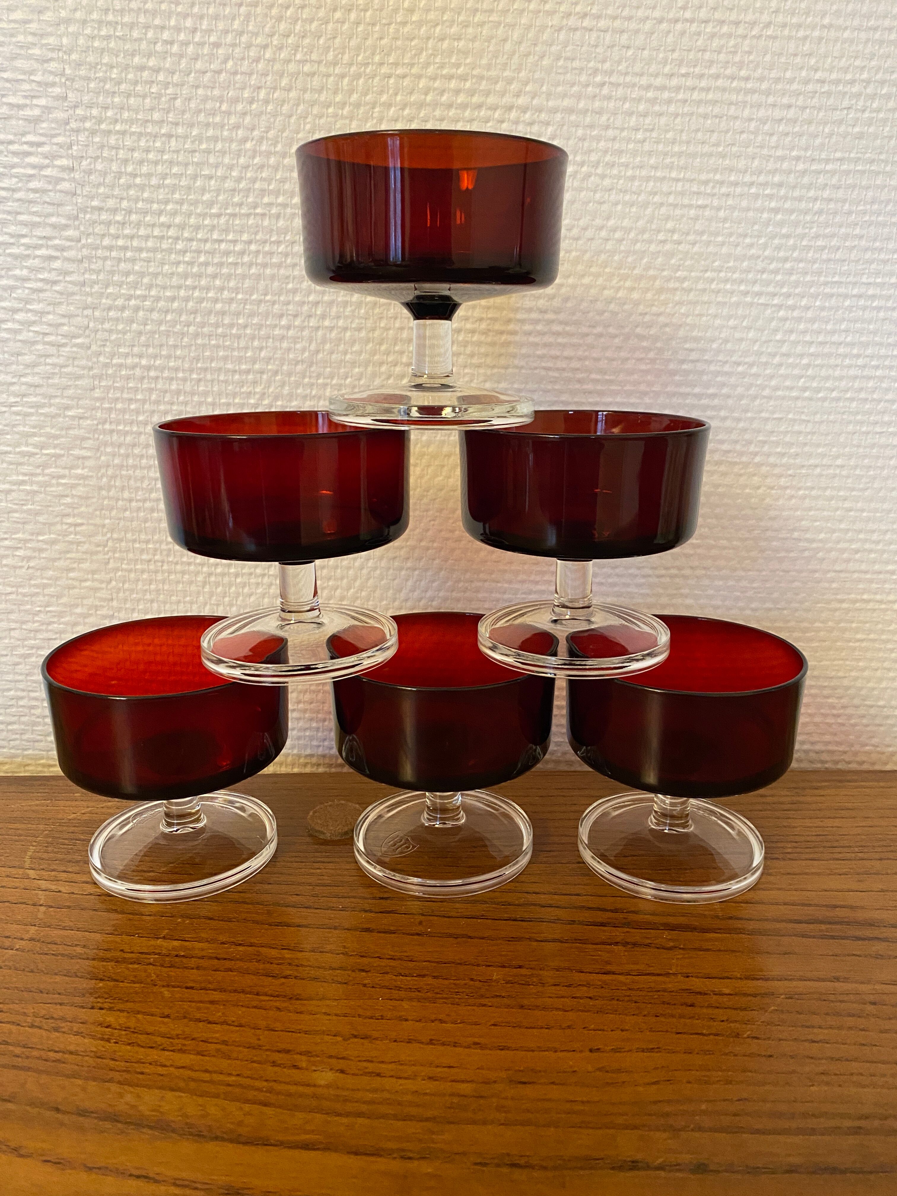 Set of 6 champagne glasses Sweden Ruby