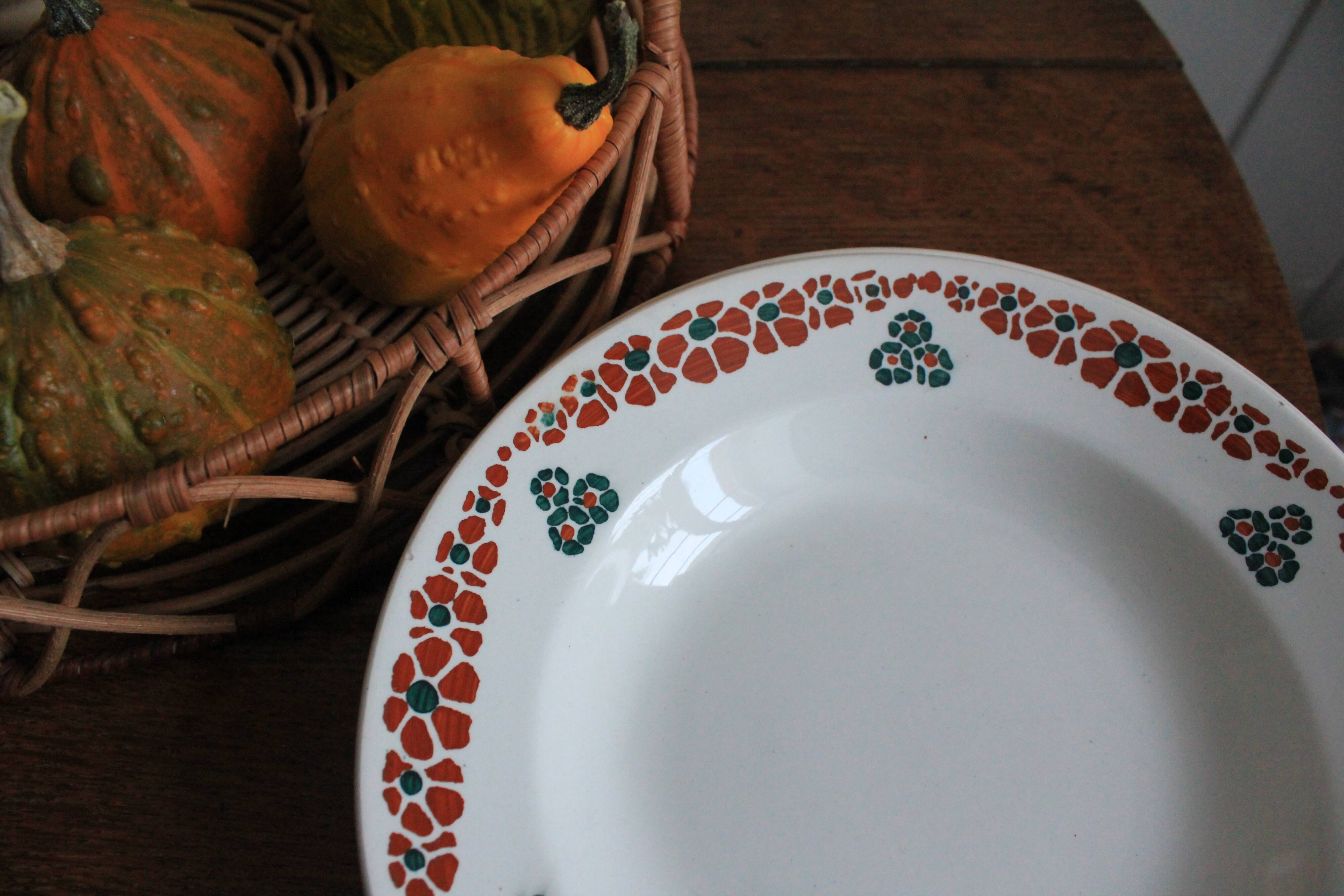 Set of 2 deep plates Faïencerie Nouvelle Givors model Yvette