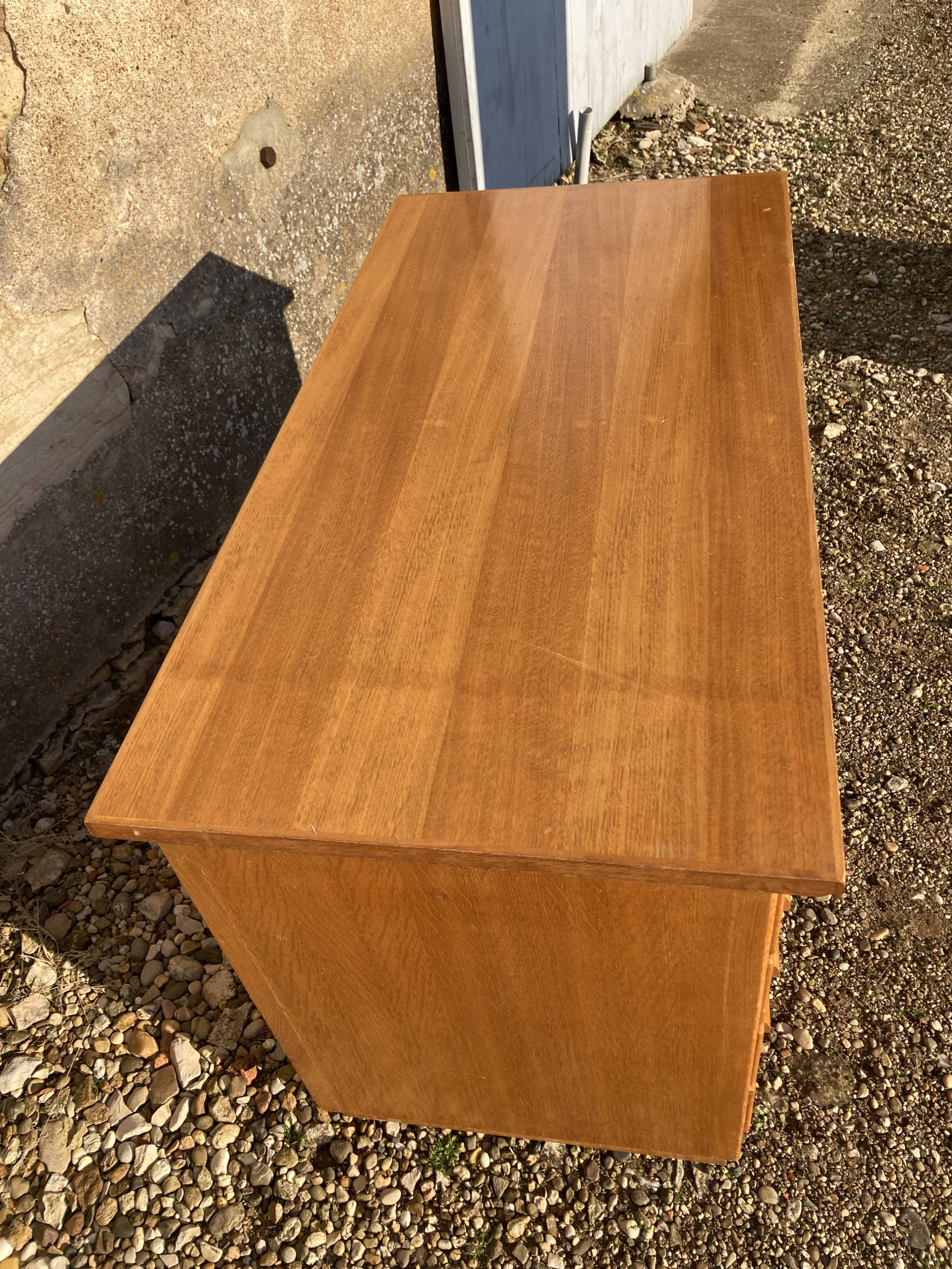 Oak administration office