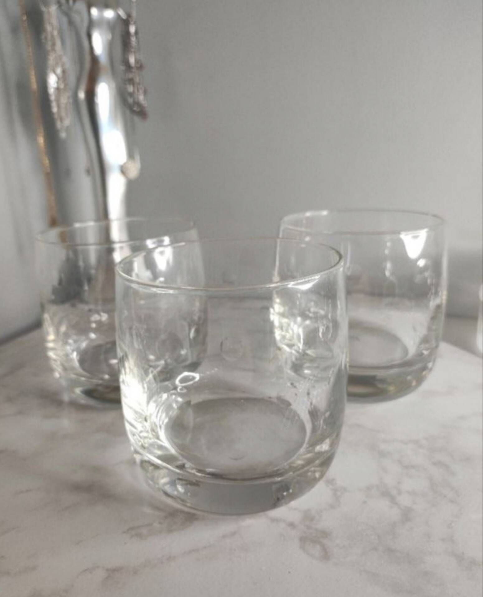 Vases with round reliefs