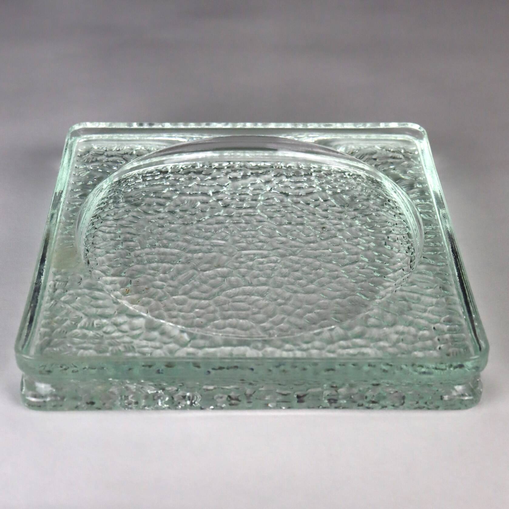 "Nevada" pocket emptier