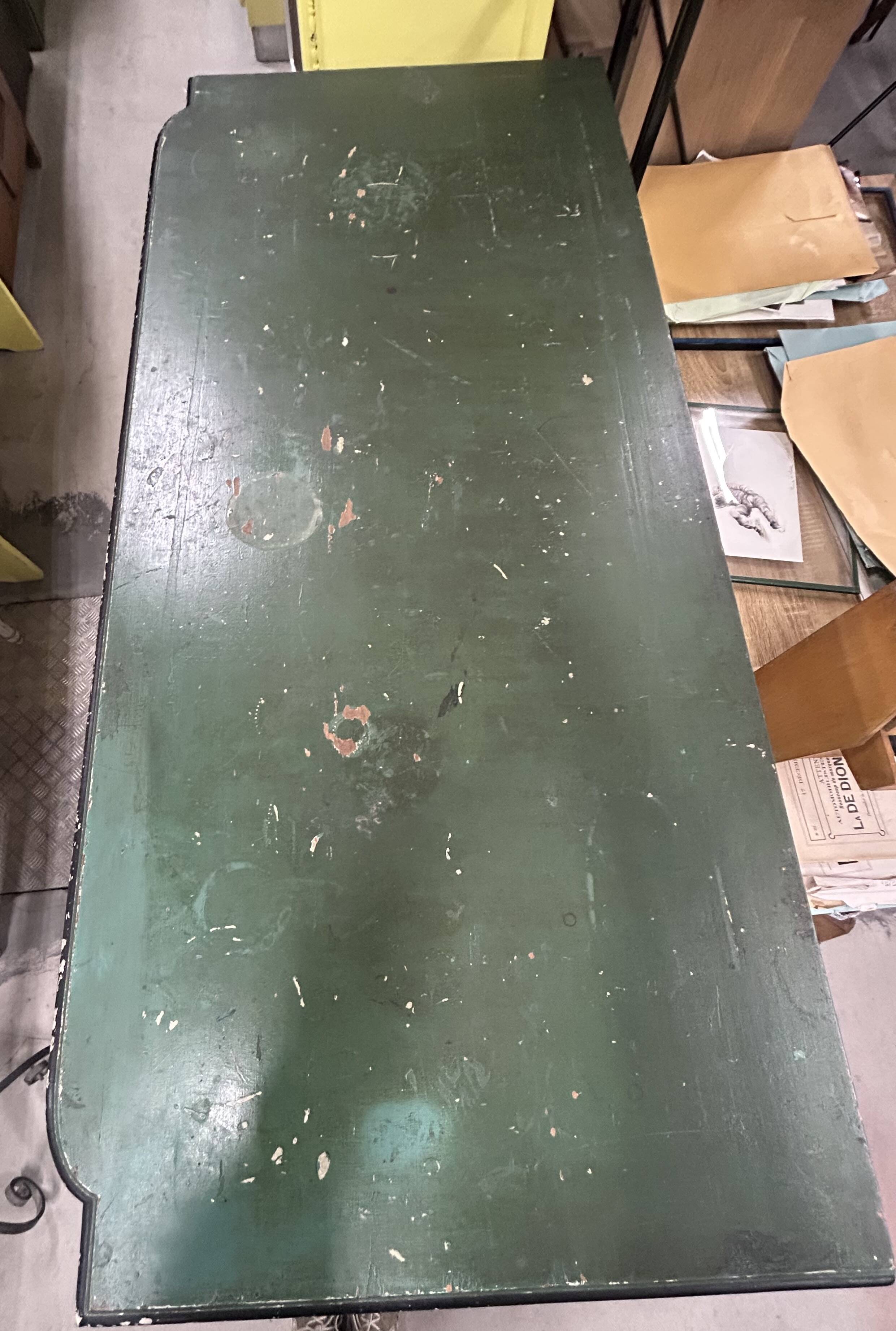 Painted wooden chest of drawers