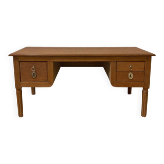 Solid wood coffee table with drawers – chic country style