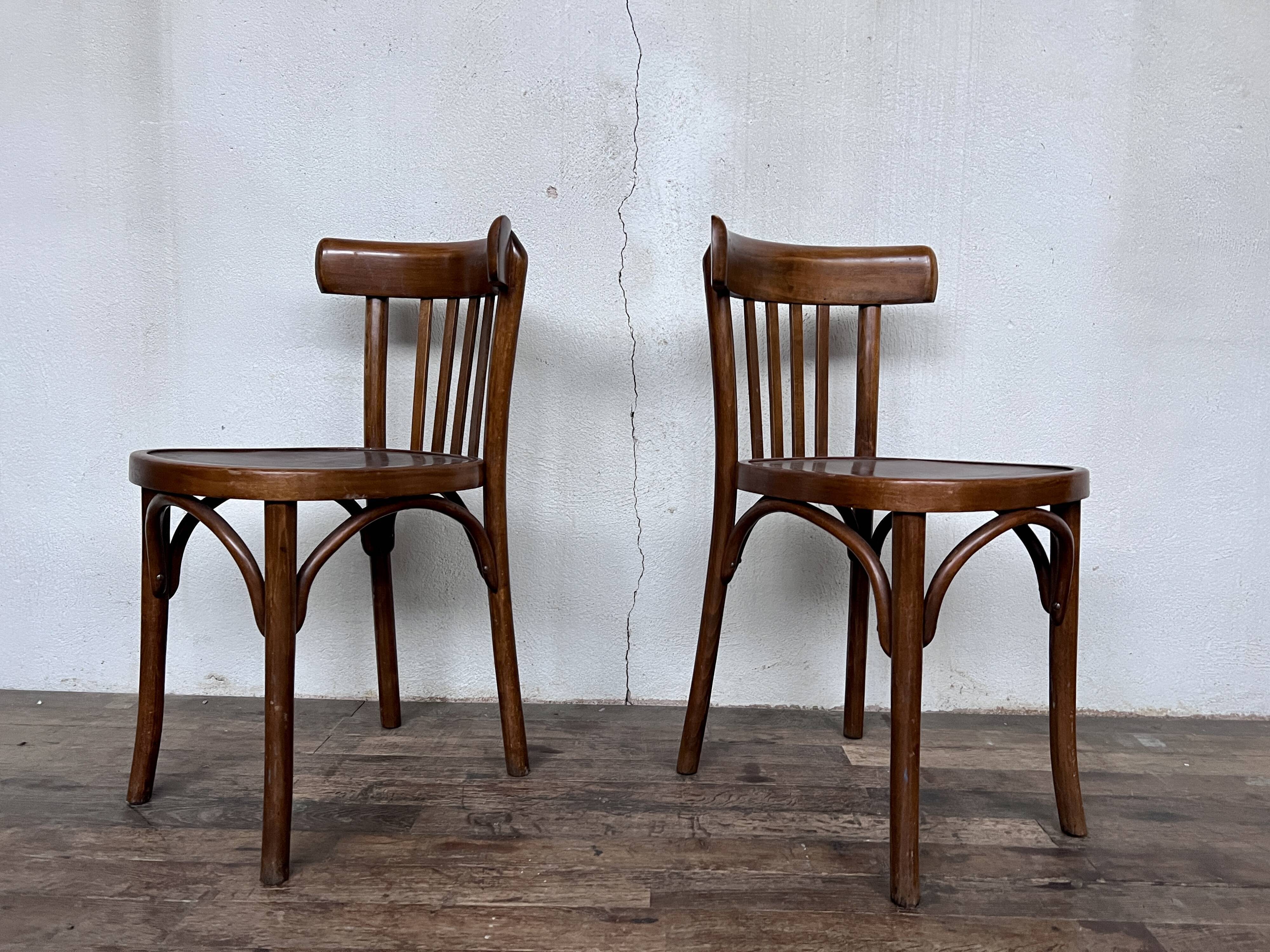 Pair of vintage Parisian bistro chair barter 195