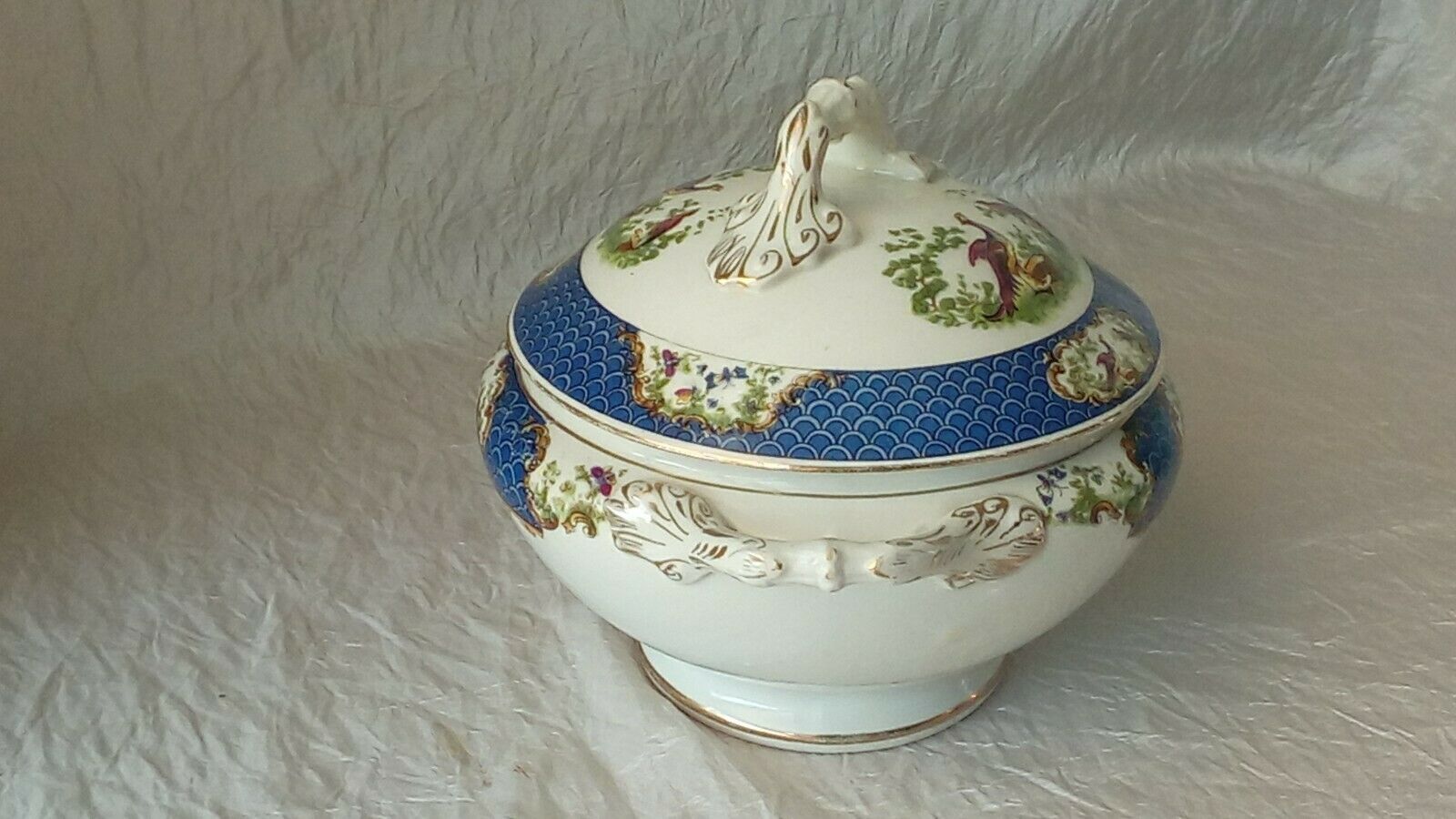 PORCELAIN SAUSAGE BY WILTON WARE DECOR A L'OISEAU