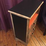 Drawer cabinet