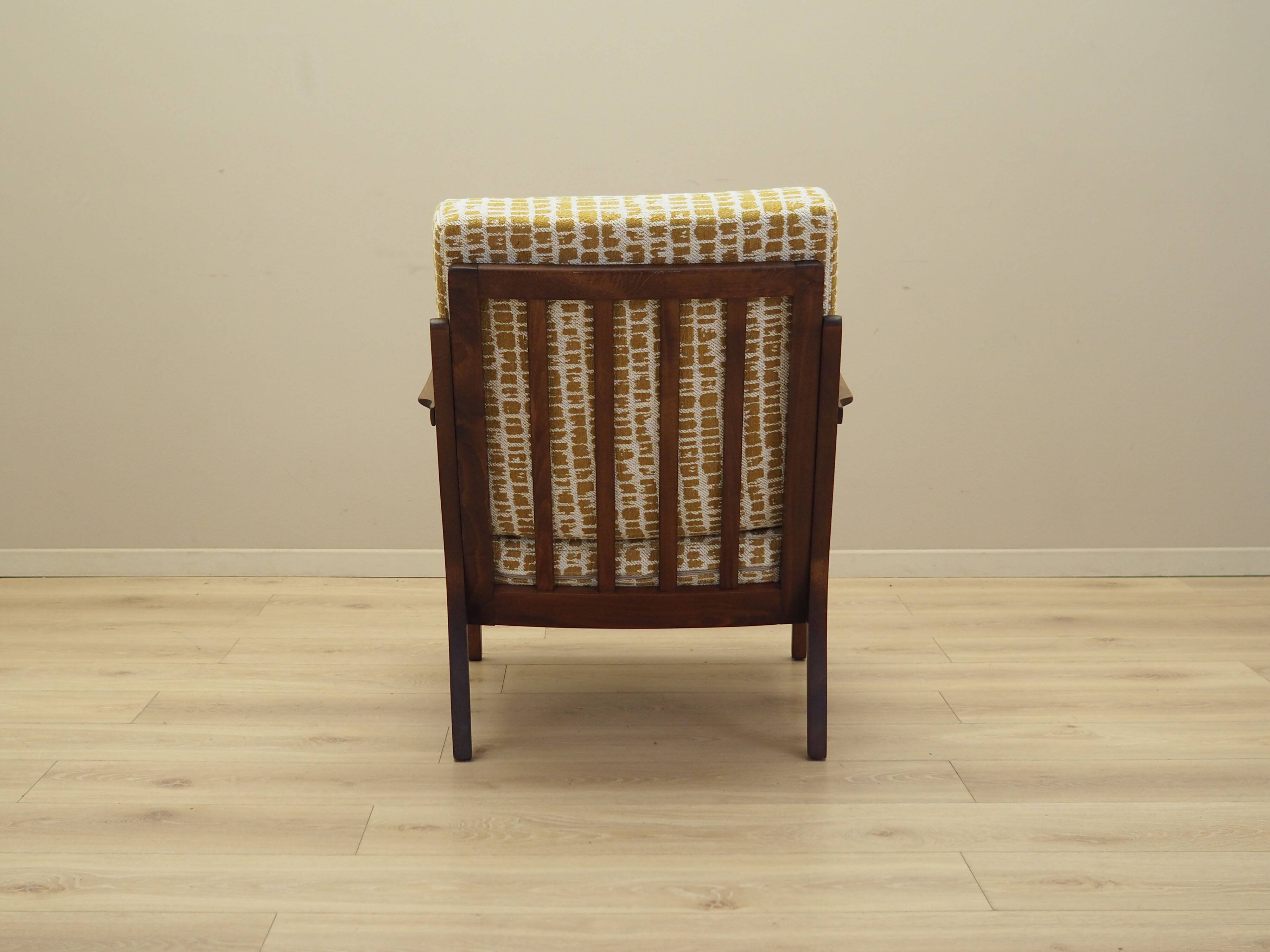 Fauteuil en hêtre, design danois, années 1970, production : Danemark