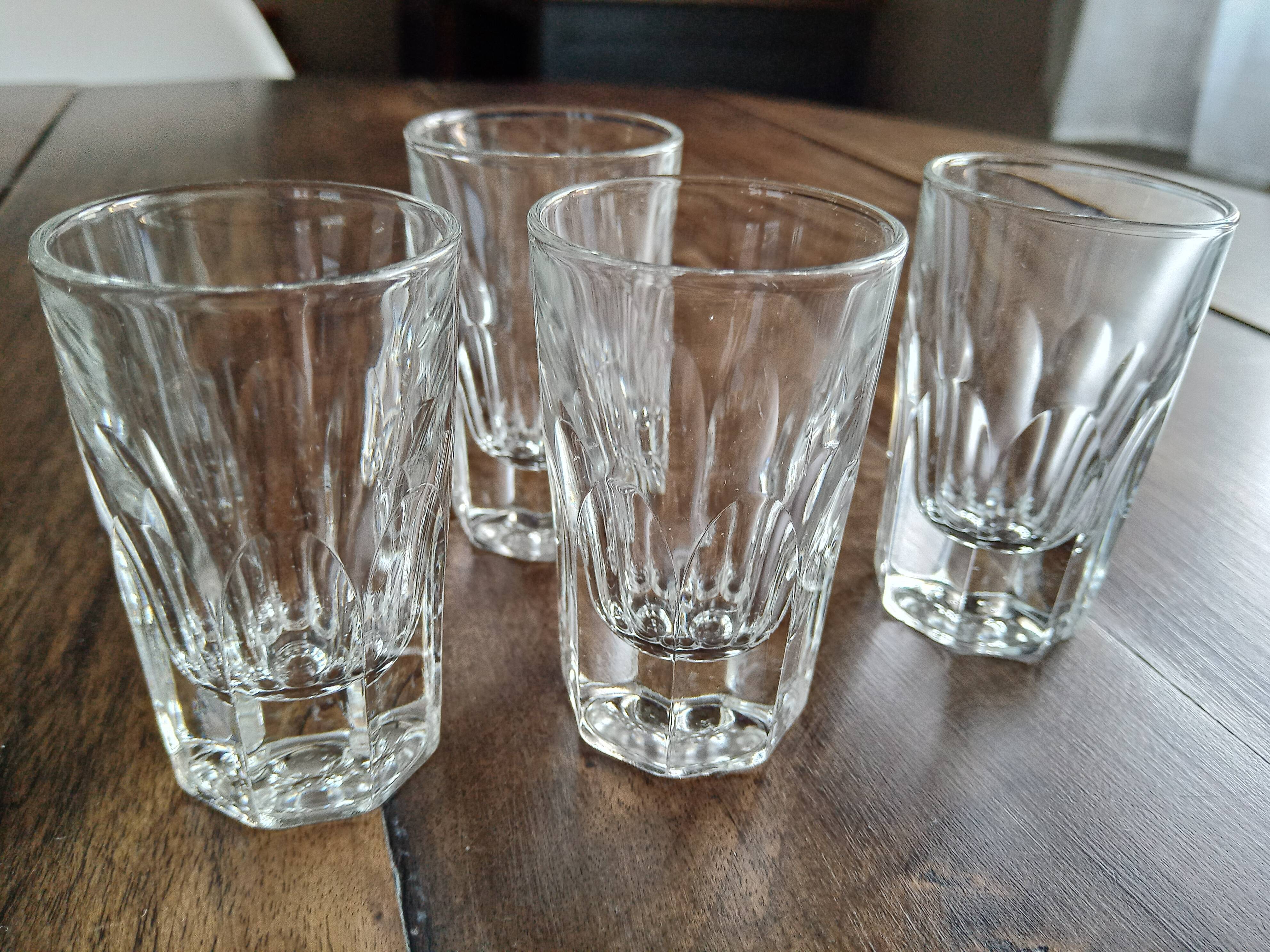 Set of 4 small vintage liqueur or schnapps glasses in molded glass